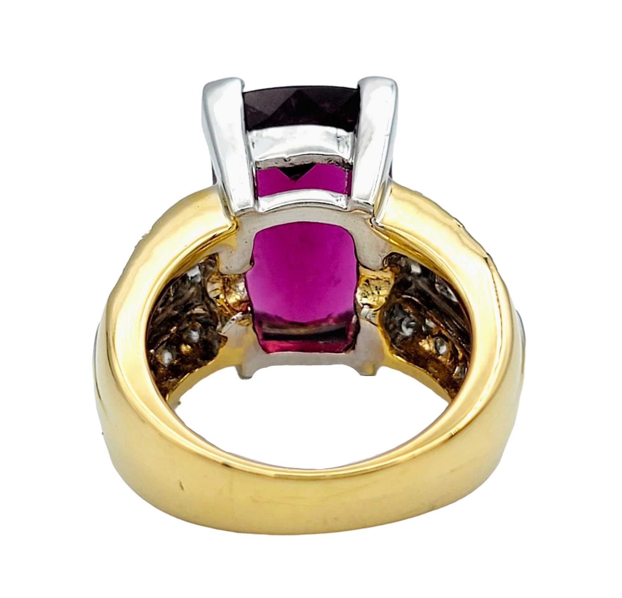 Cocktailring aus 18 Karat Gelbgold und Platin mit rosa Turmalin und Diamant im Zustand „Gut“ im Angebot in Scottsdale, AZ