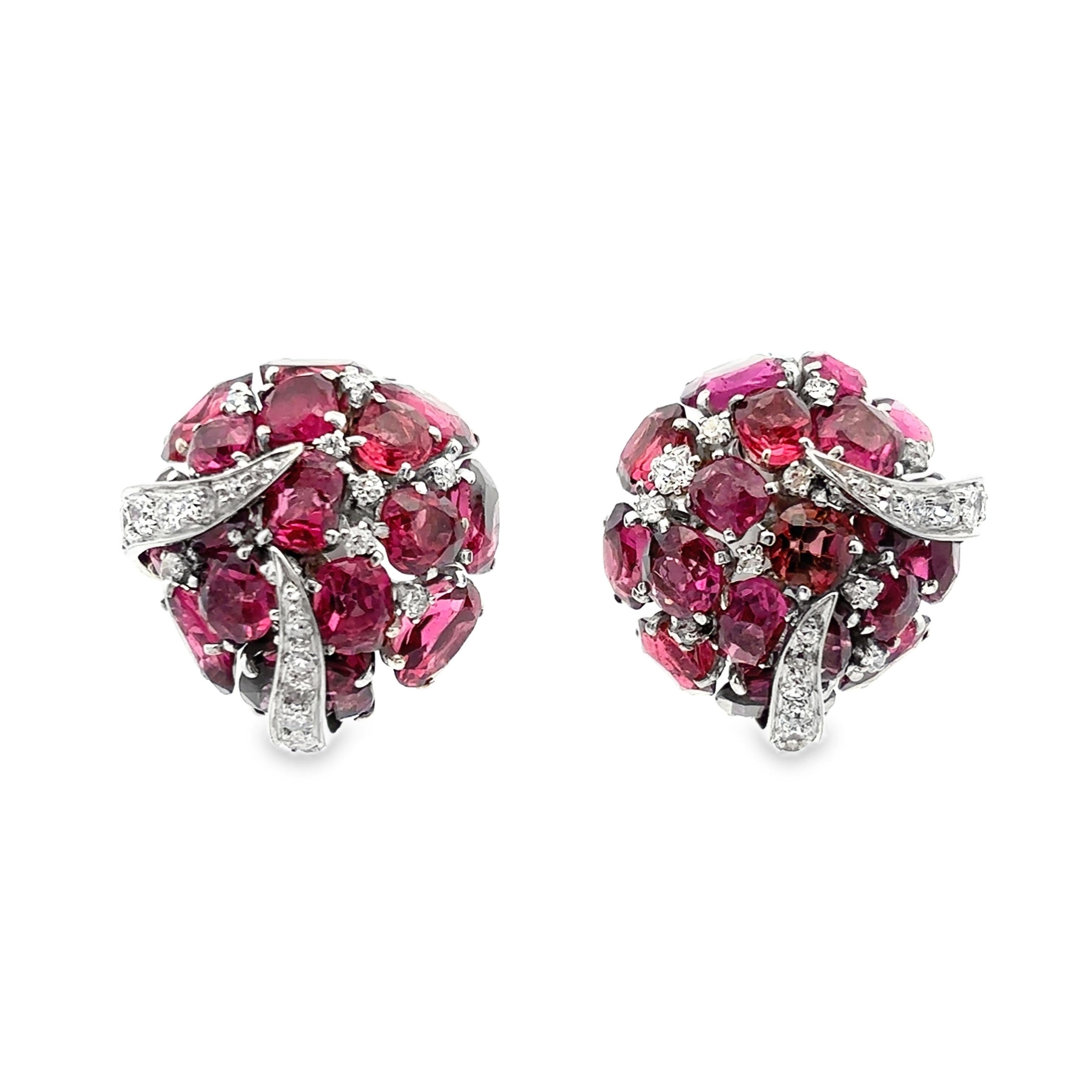 Set di orecchini e spille in tormalina rosa e diamanti In condizioni ottime in vendita a New York, NY