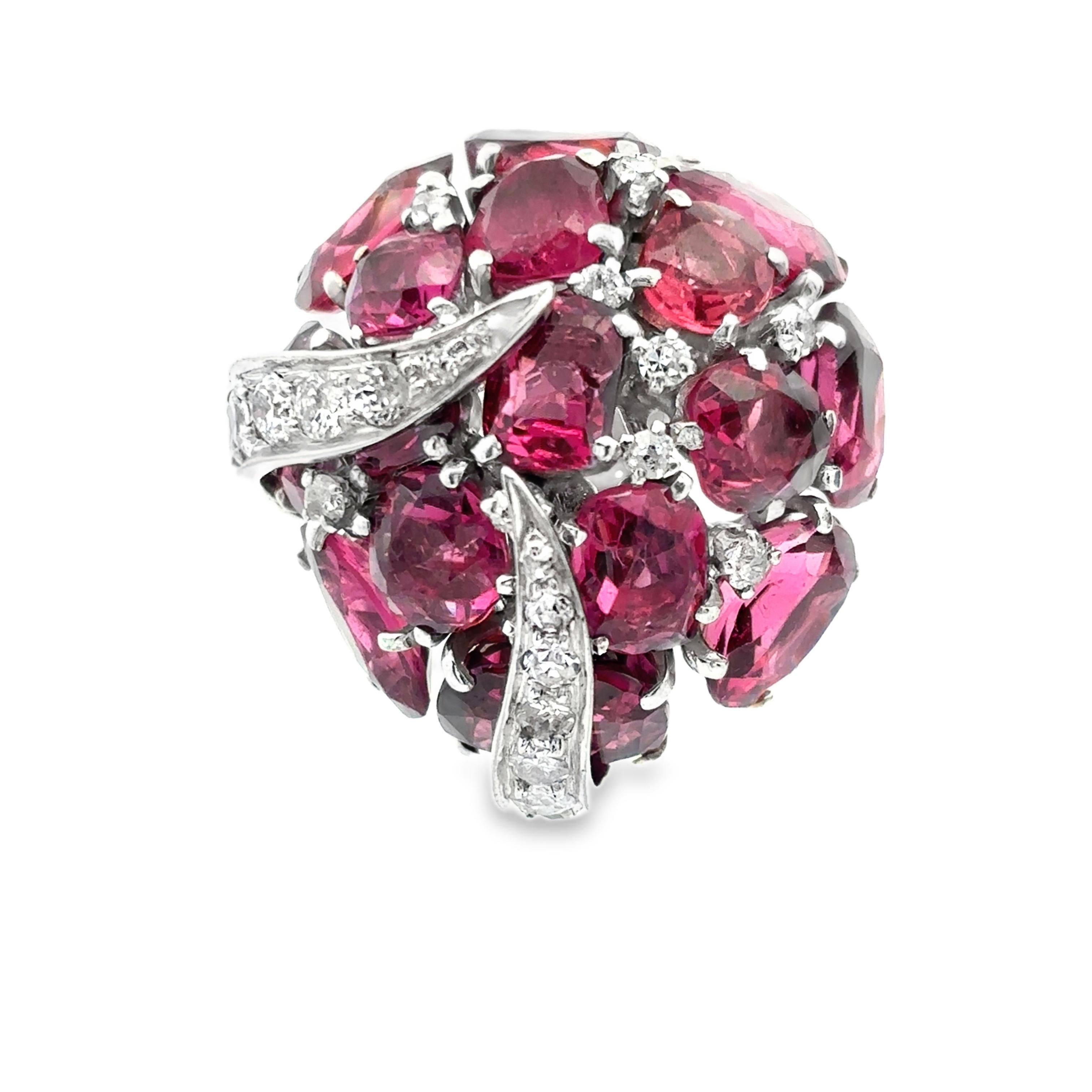 Set di orecchini e spille in tormalina rosa e diamanti in vendita 3