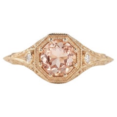Anello in stile vintage con tormalina rosa e diamanti, in filigrana