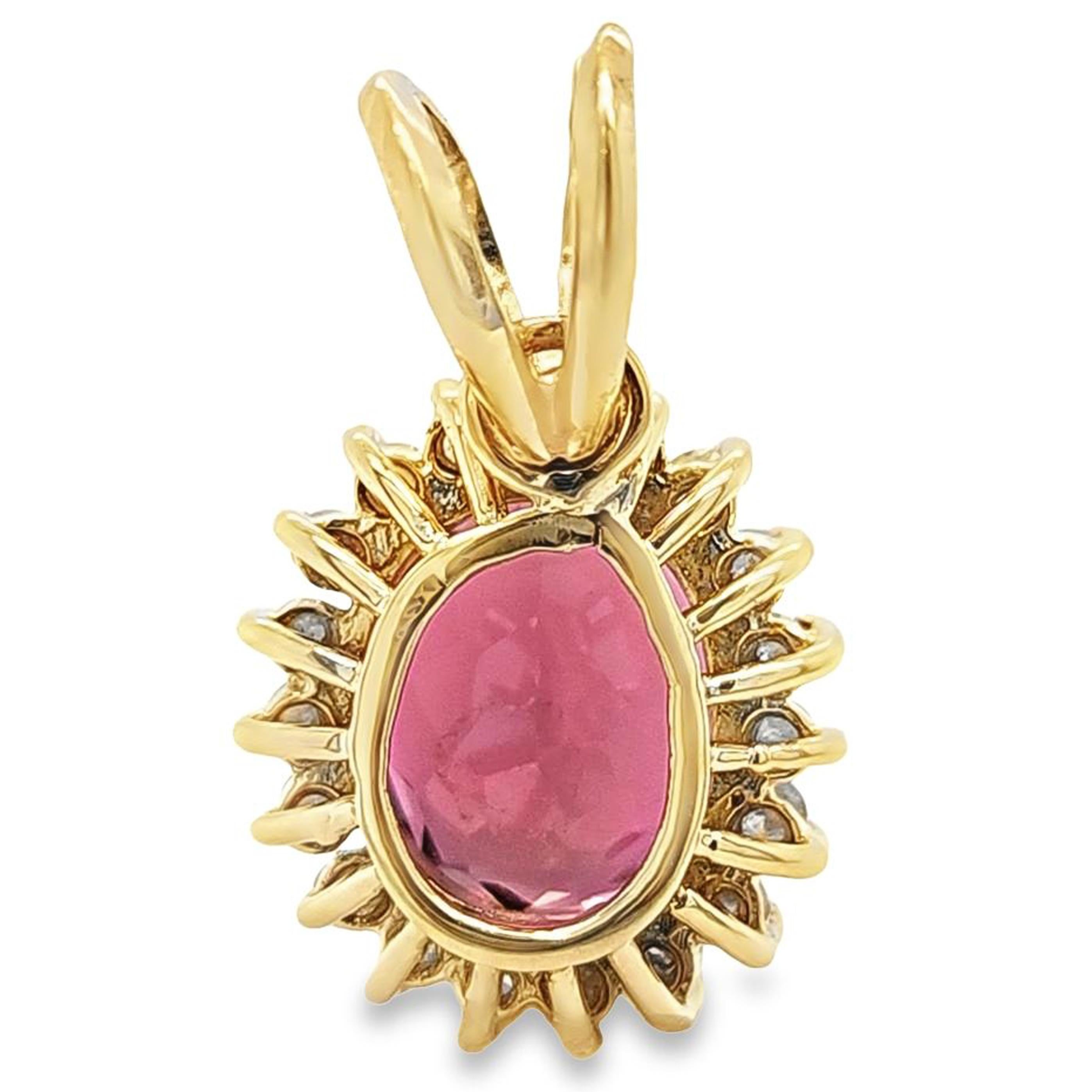 Pendentif en or jaune avec tourmaline rose et diamant Bon état - En vente à Coral Gables, FL