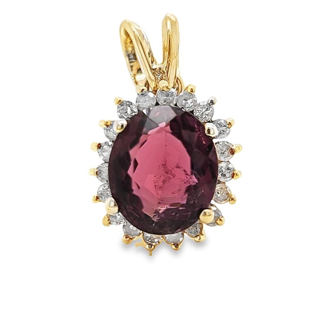 Pendentif en or jaune avec tourmaline rose et diamant Unisexe en vente