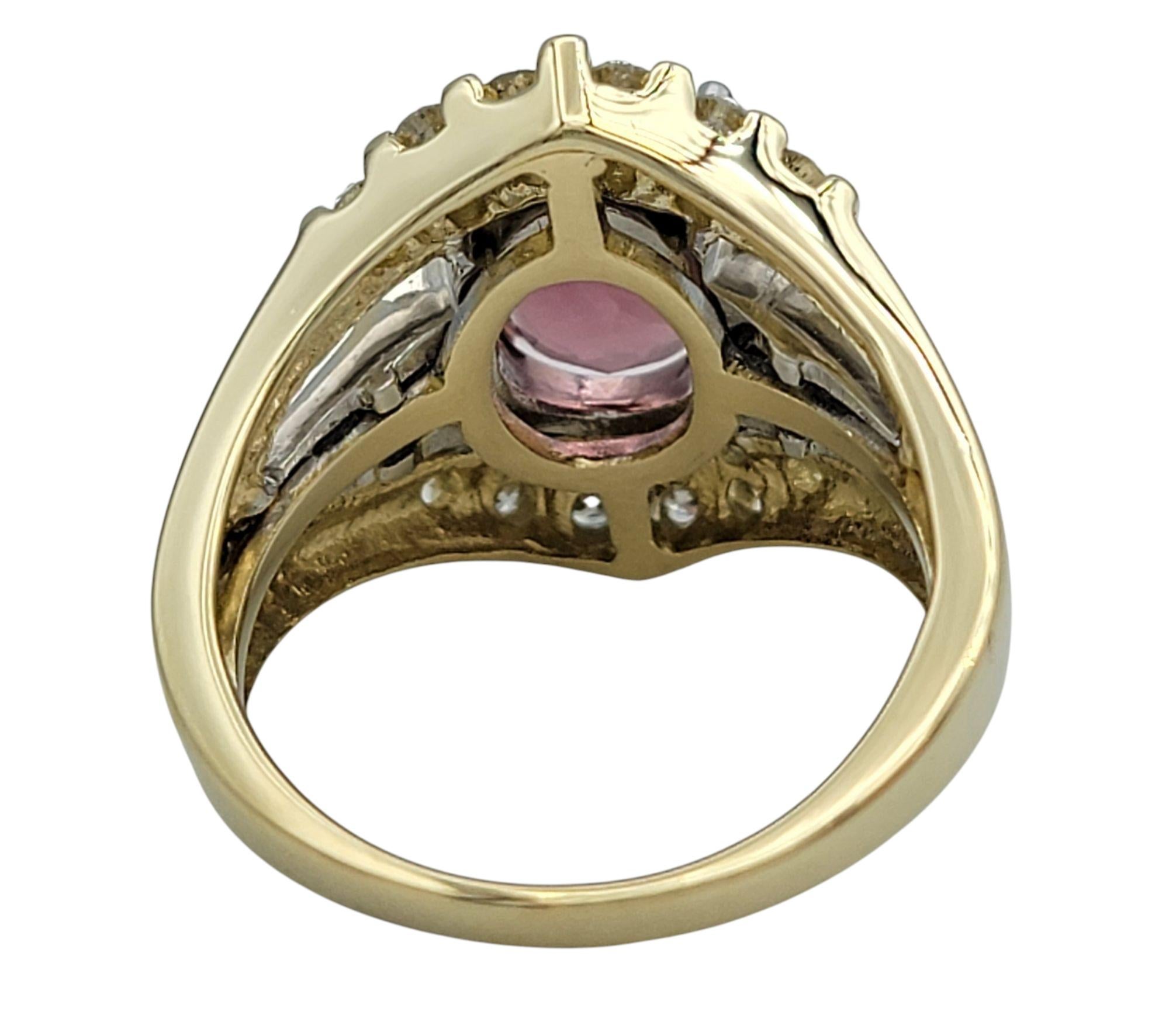 Pink Tourmaline and Diamond Split Shank Cocktail Ring in Two-Tone 14 Karat Gold (Ovalschliff) im Angebot