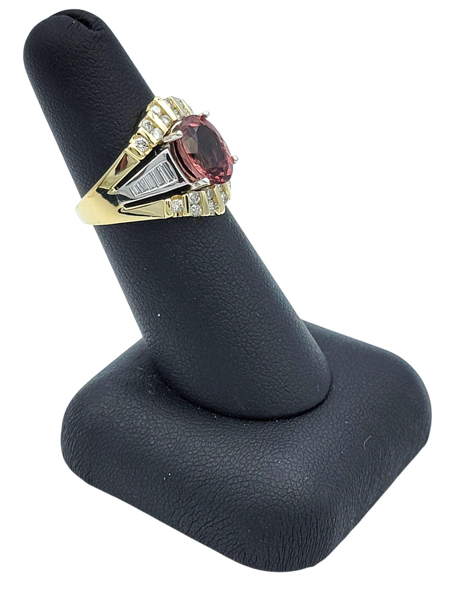 Pink Tourmaline and Diamond Split Shank Cocktail Ring in Two-Tone 14 Karat Gold im Angebot 2