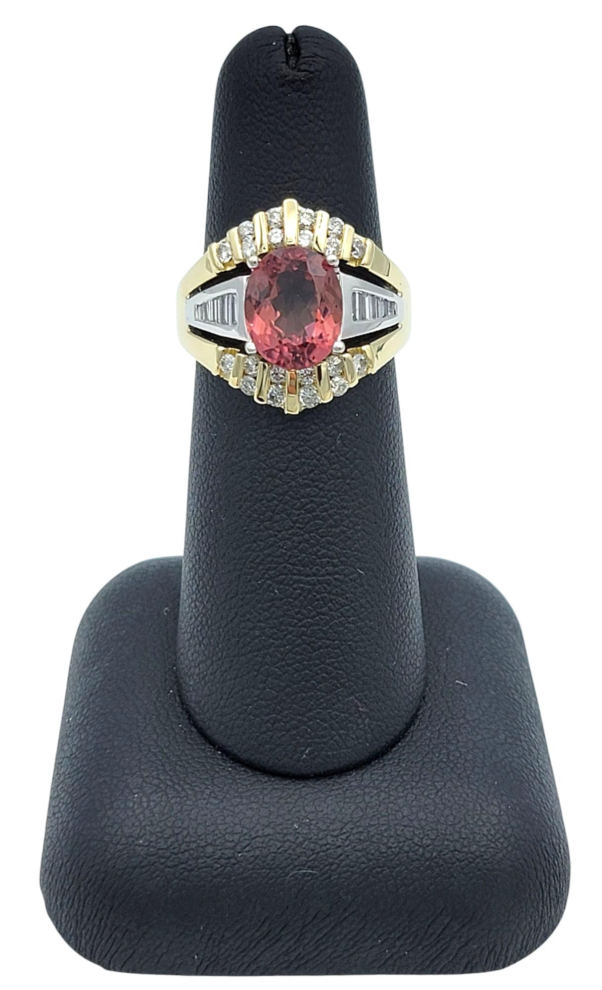 Pink Tourmaline and Diamond Split Shank Cocktail Ring in Two-Tone 14 Karat Gold im Angebot 3