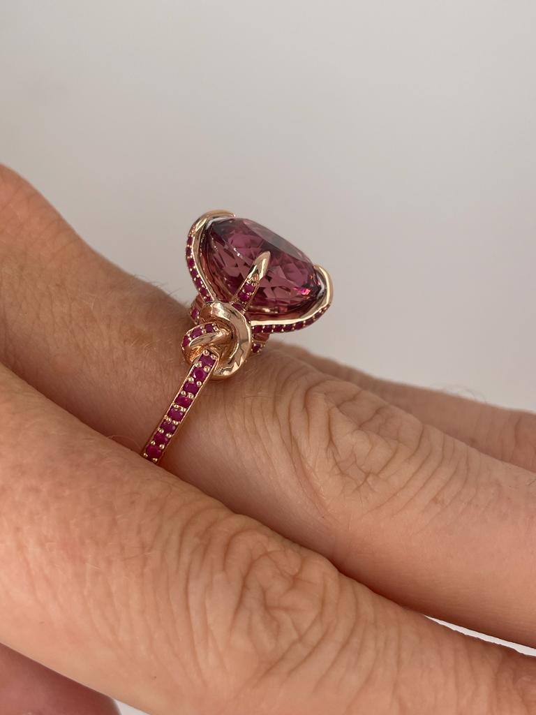 For Sale:  Pink Rubelite Tourmaline and Ruby Forget Me Knot Ring in 18ct Rose Gold 12