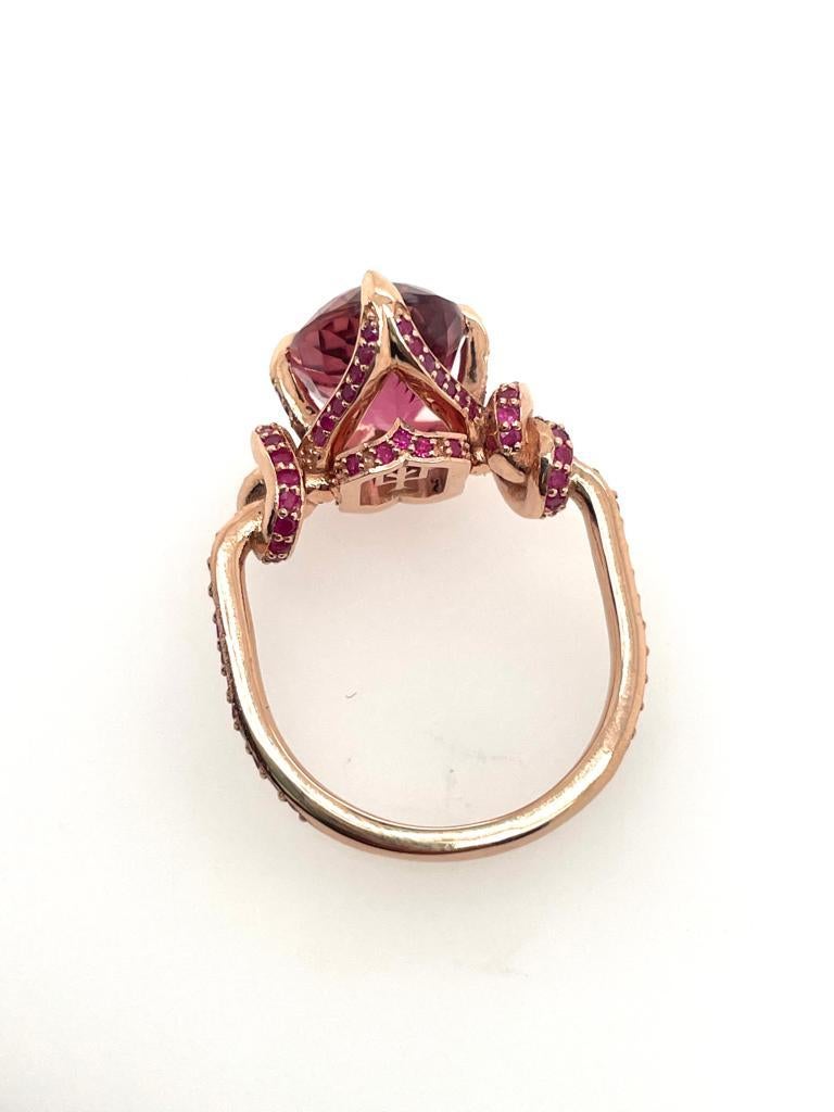 For Sale:  Pink Rubelite Tourmaline and Ruby Forget Me Knot Ring in 18ct Rose Gold 5