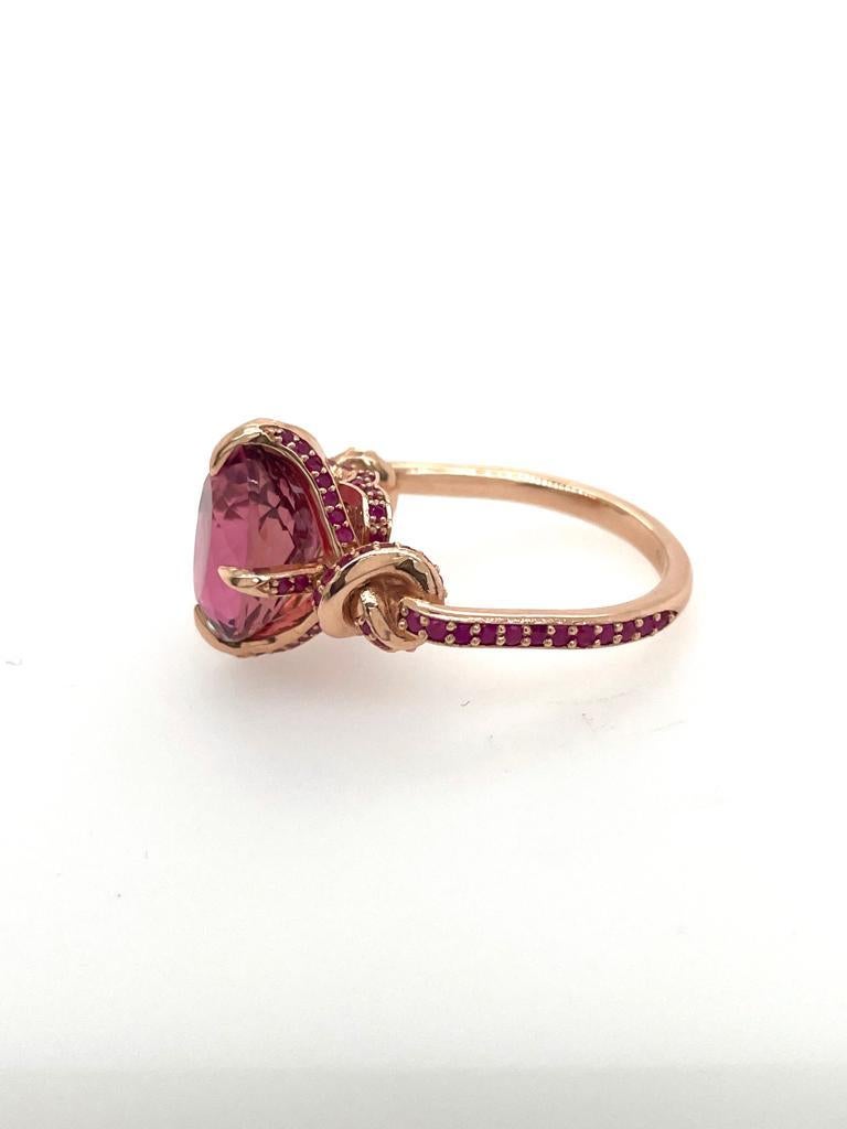 For Sale:  Pink Rubelite Tourmaline and Ruby Forget Me Knot Ring in 18ct Rose Gold 6