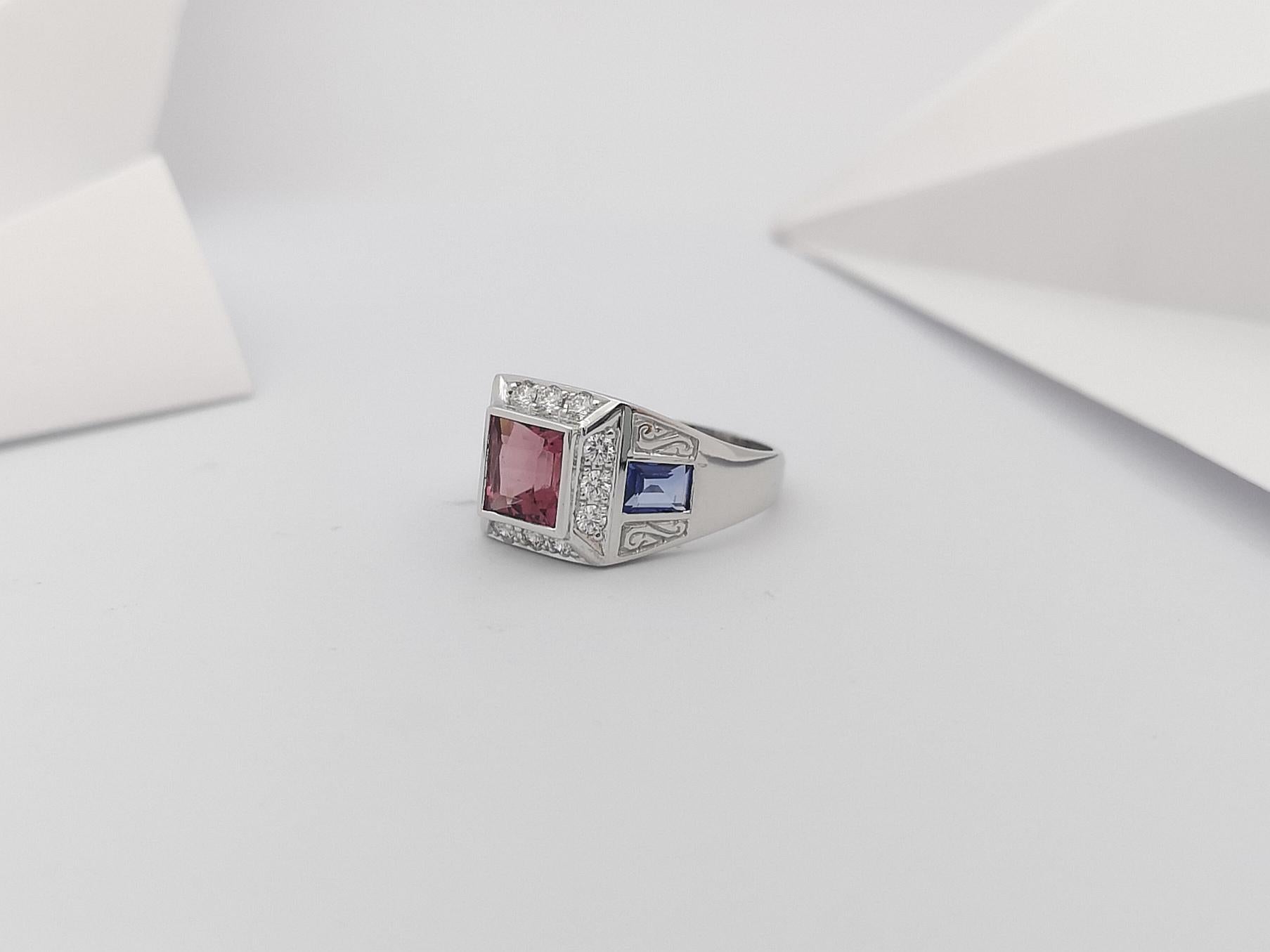 Pink Tourmaline, Blue Sapphire and Diamond Ring in 18 Karat White Gold Settings In New Condition For Sale In Bangkok, TH