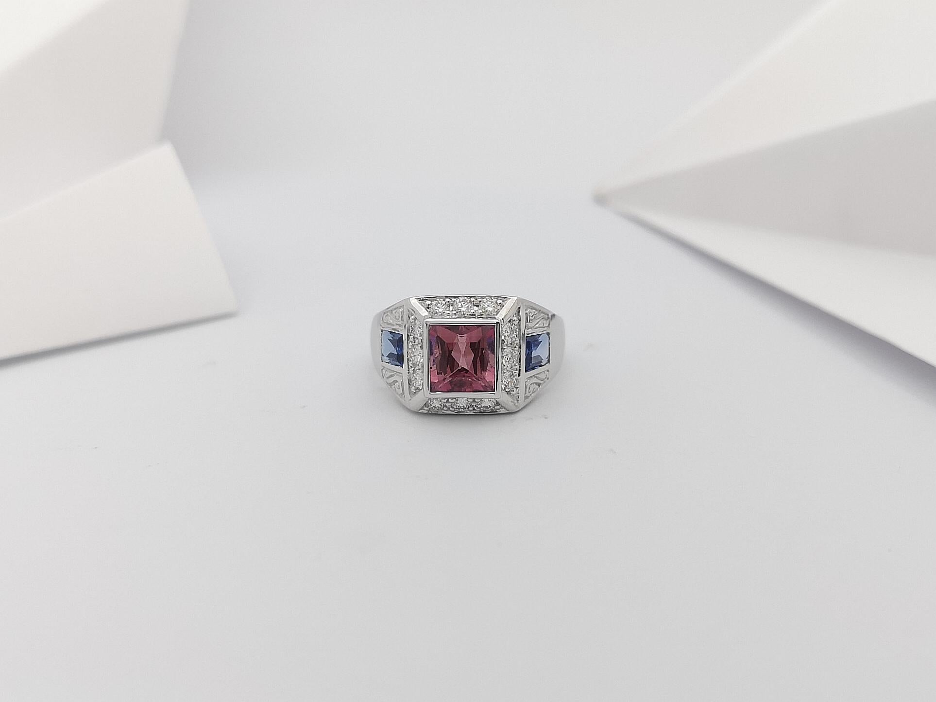 Women's or Men's Pink Tourmaline, Blue Sapphire and Diamond Ring in 18 Karat White Gold Settings For Sale