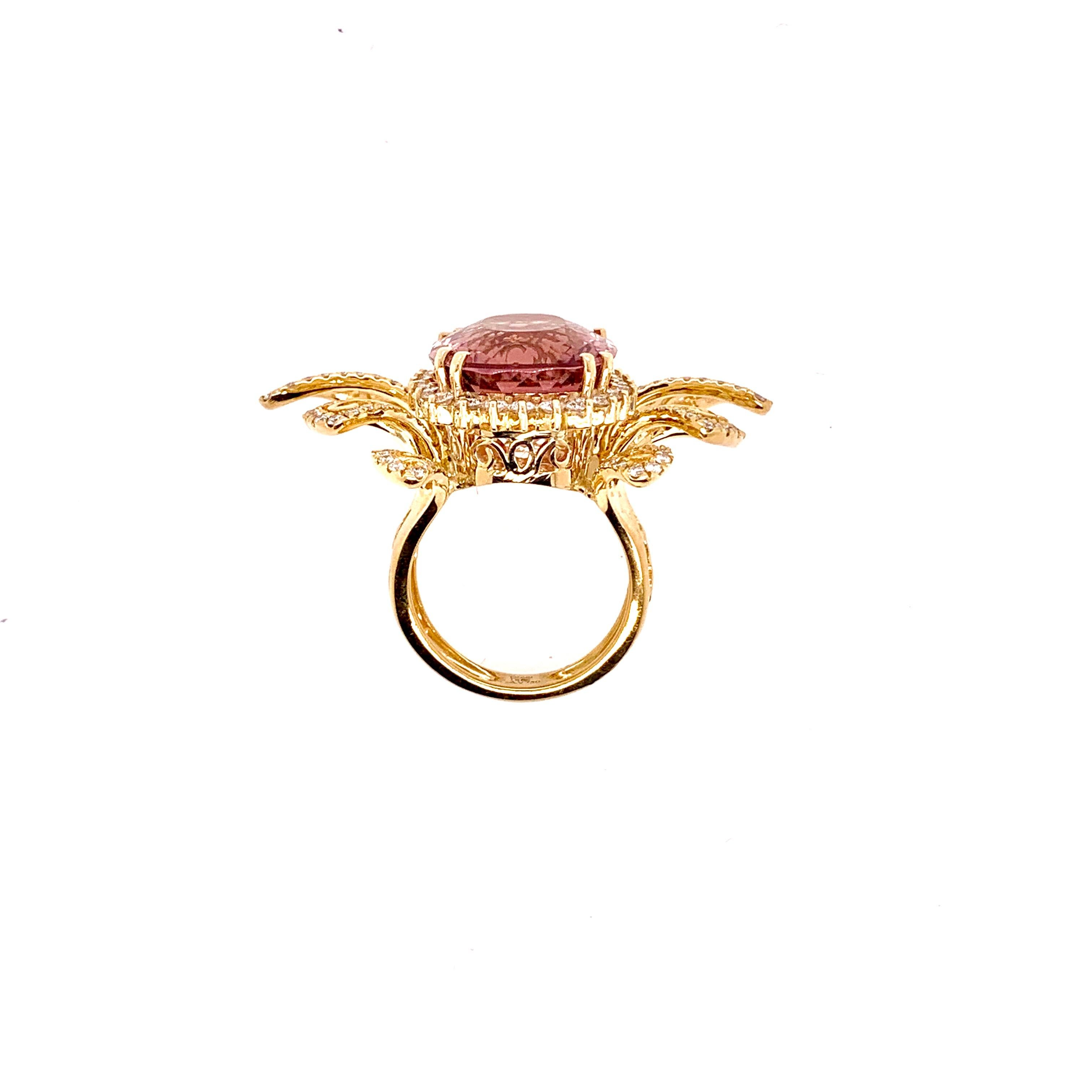 Diamantring mit rosa rosa Turmalin im Schmetterlingsstil (Kissenschliff) im Angebot