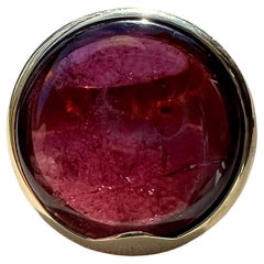 Pink Tourmaline Cabochon Ring in 18 Karat Yellow Gold