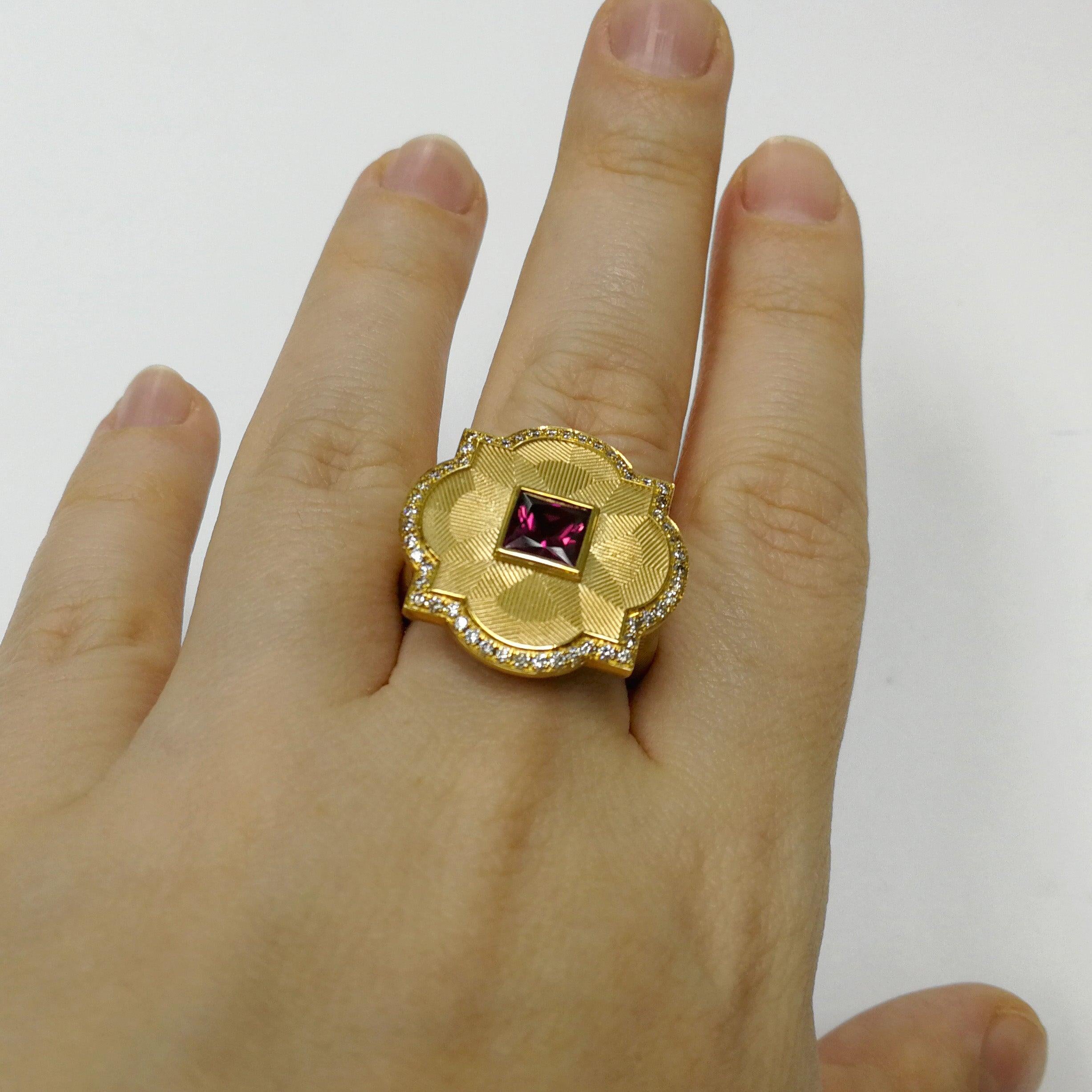 For Sale:  Pink Tourmaline Champagne Diamonds 18 Karat Yellow Gold Tweed Ring 9