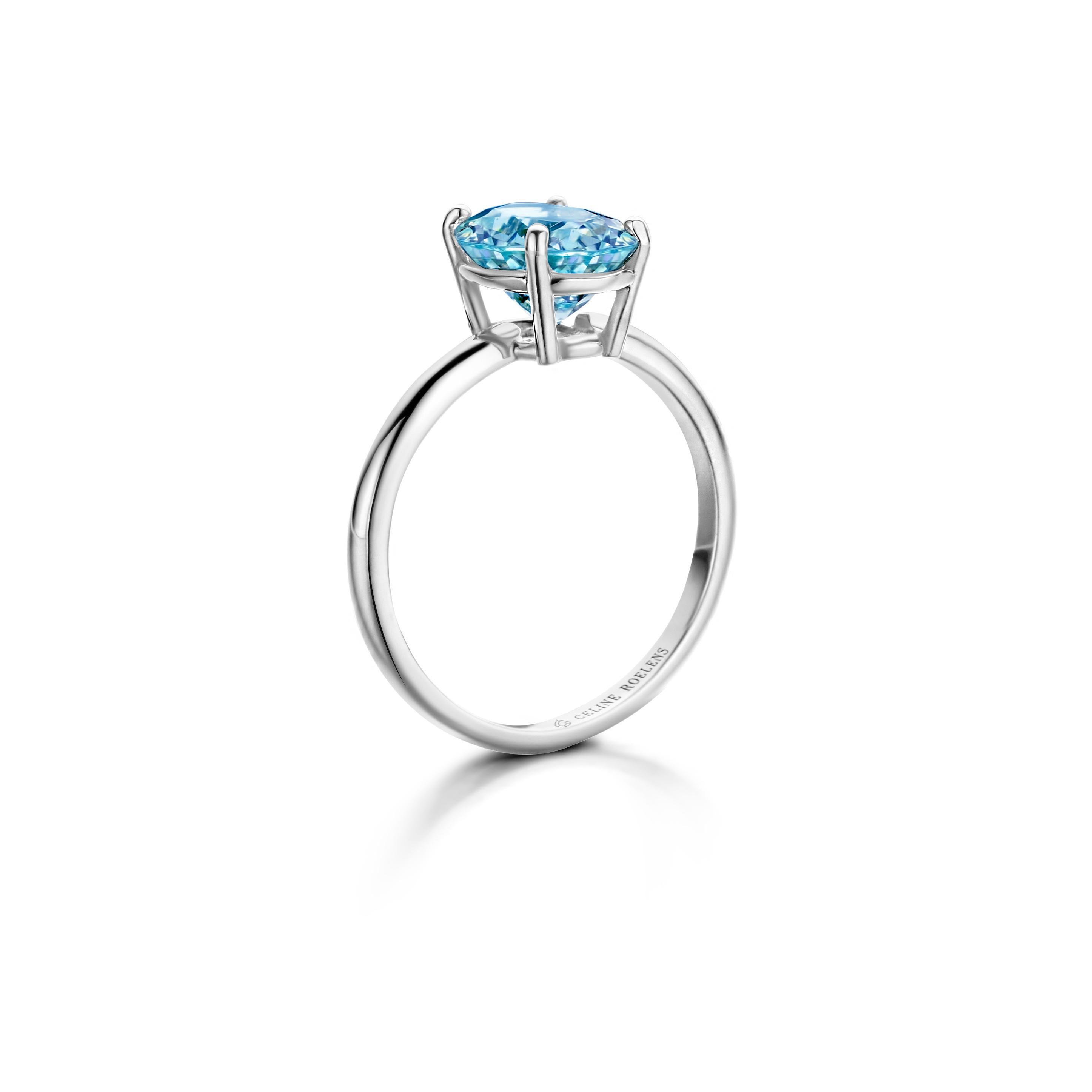 Romantic Aquamarine 18 Karat White Gold Engagement Ring For Sale