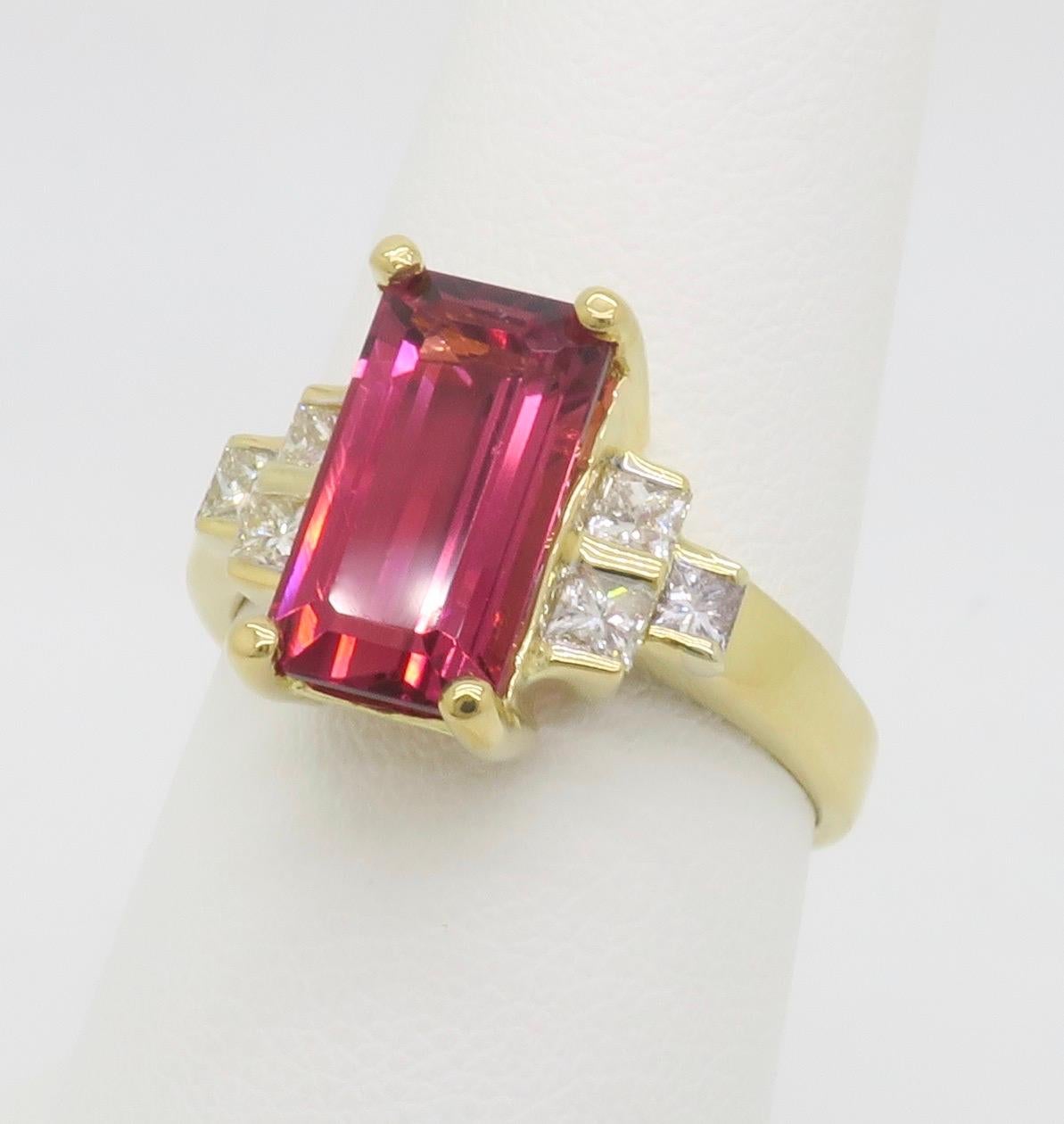 Pink Tourmaline & Diamond 18k Yellow Gold Ring For Sale 7