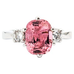 Anello con tormalina rosa e diamante
