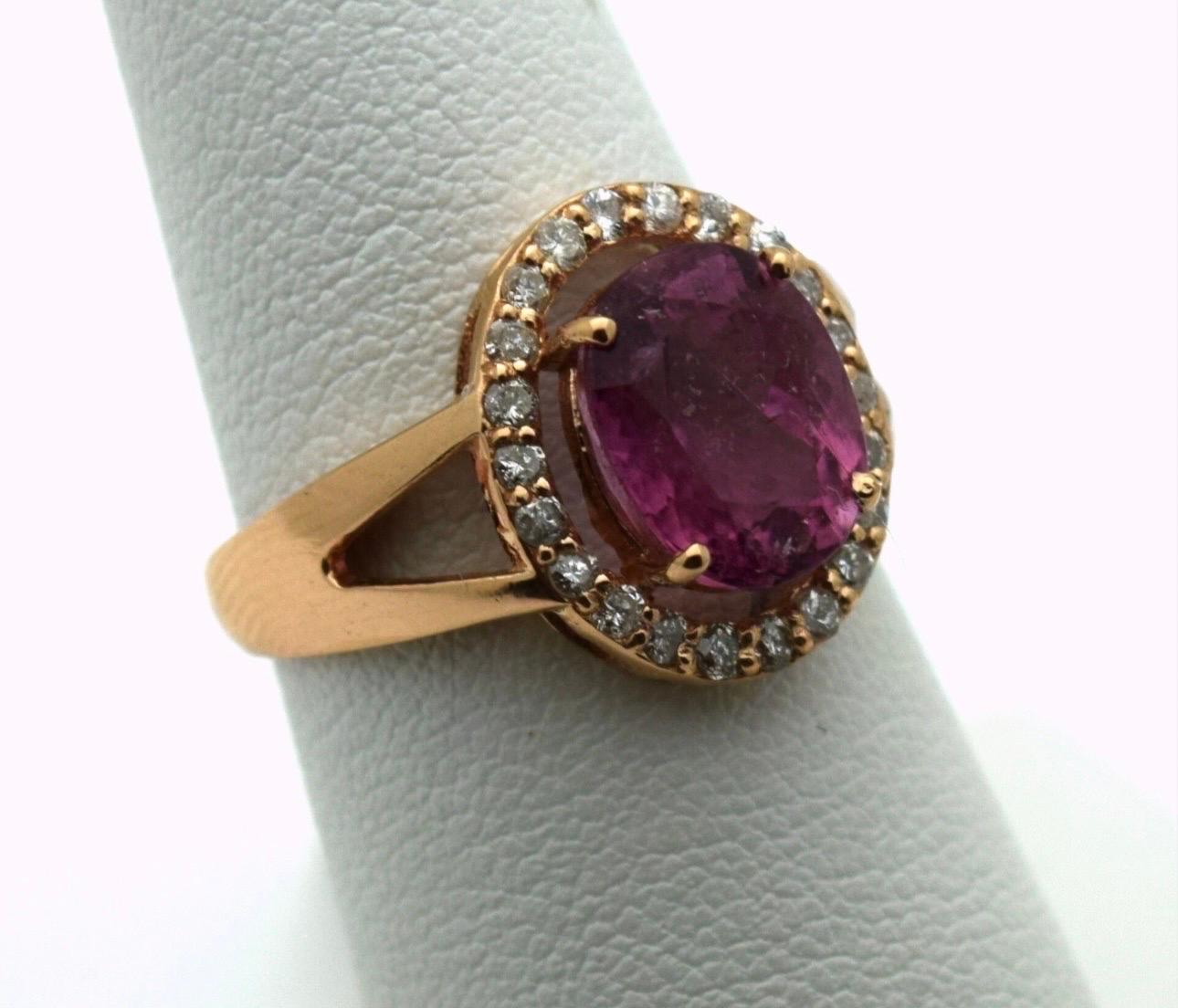 Pink tourmaline diamond ring 14KT gold cocktail ring In New Condition For Sale In Boca Raton, FL