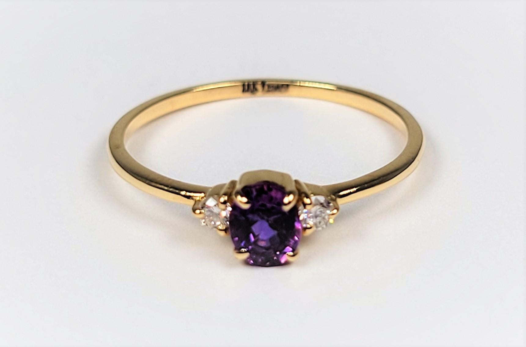 Pink Tourmaline Diamond Ring in 18 Karat Yellow Gold In New Condition For Sale In Dallas, TX