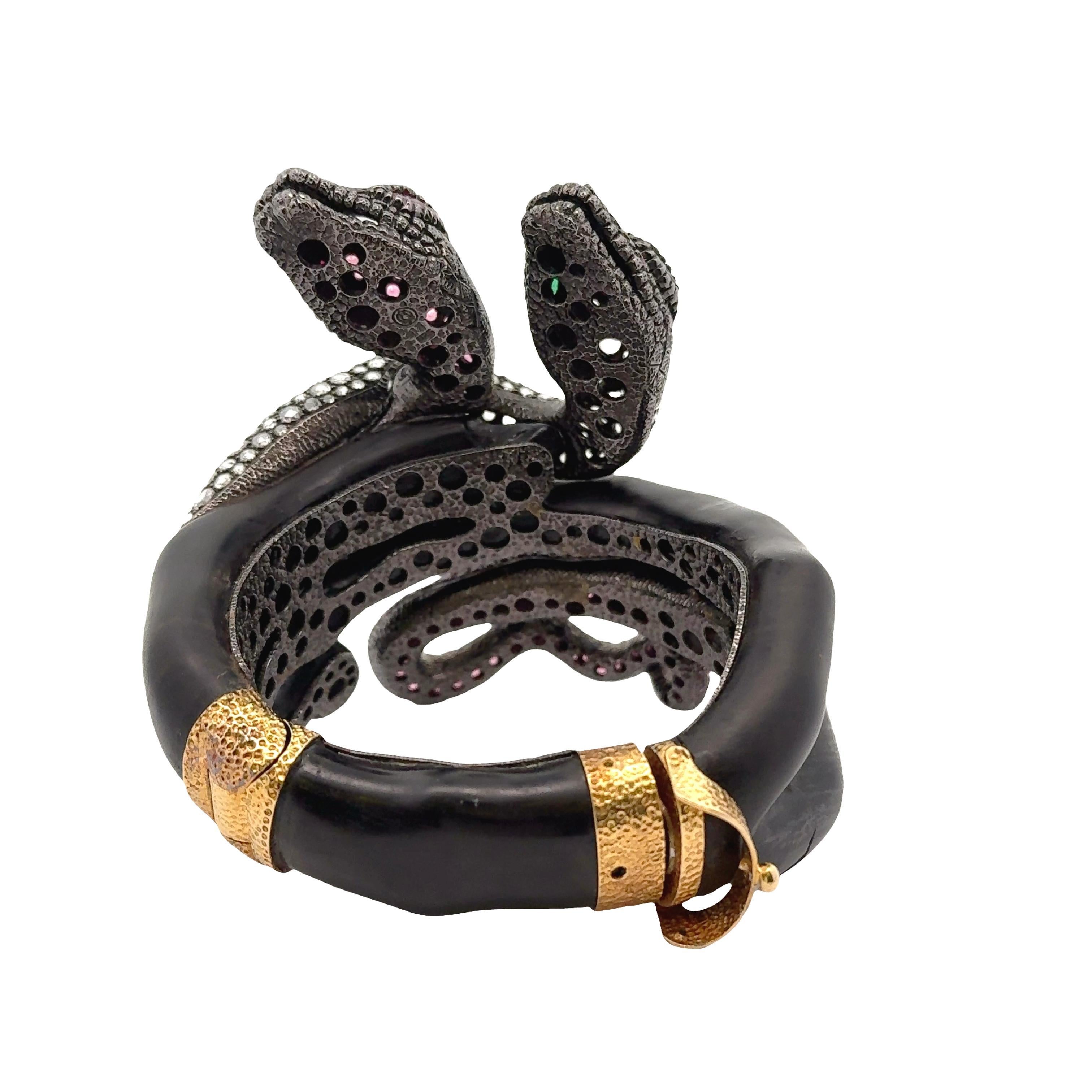 Bracelet serpent en argent et or 18k avec tourmaline rose et diamant en vente 1
