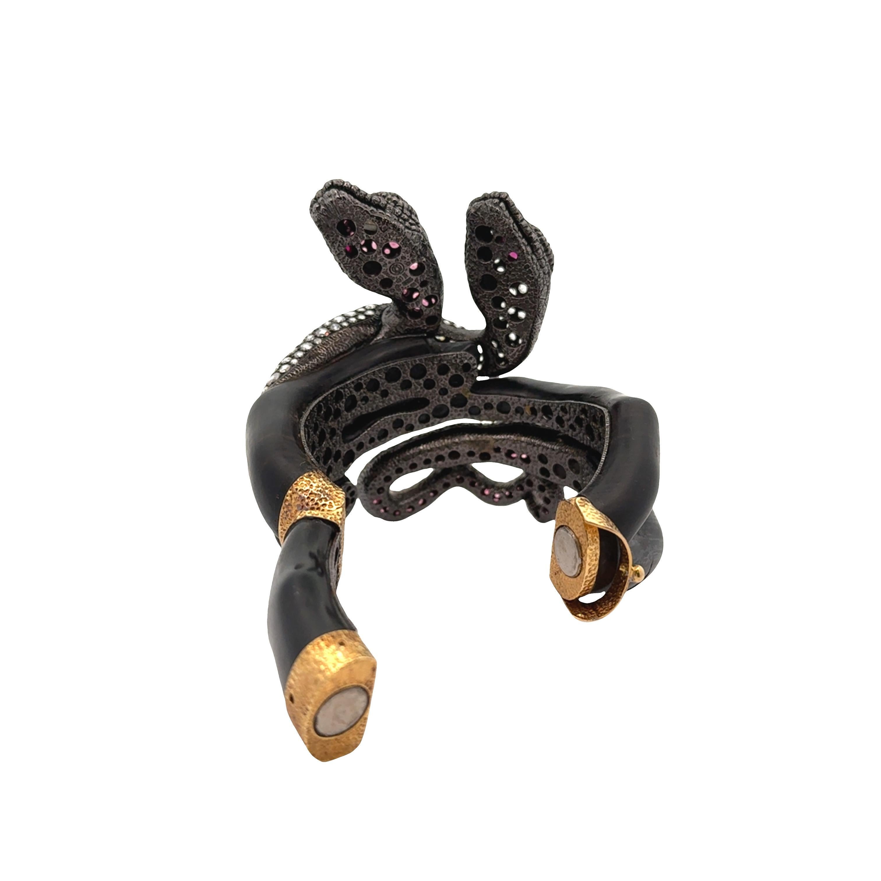 Bracelet serpent en argent et or 18k avec tourmaline rose et diamant en vente 2