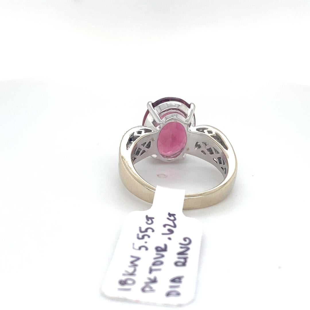 Anillo de turmalina rosa con diamantes, rubelita personalizada 6,30 quilates en total Corte oval en venta