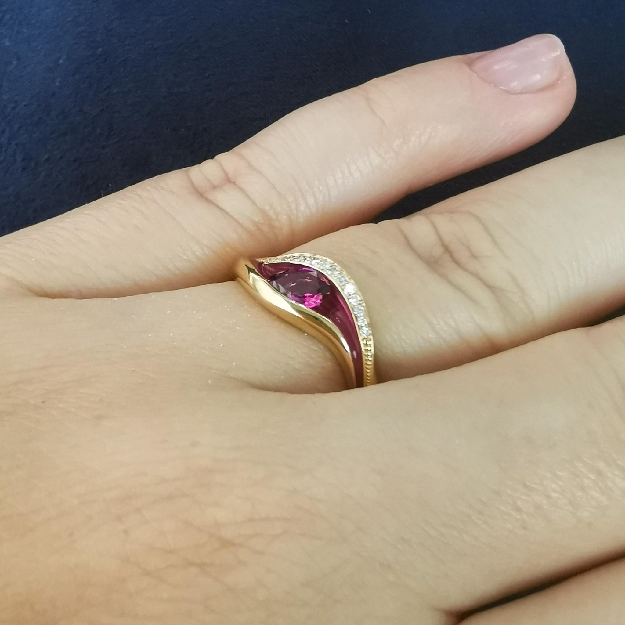 Pink Tourmaline Diamonds Enamel 18 Karat Yellow Gold Melted Colors Ring For Sale 4