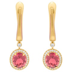 Boucles d'oreilles classiques en or jaune 18 carats avec tourmaline rose, diamants et émail