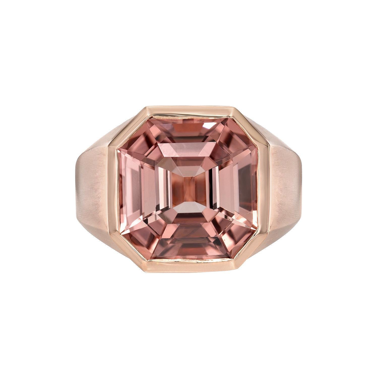 Magnificent 18K rose gold ring set with a supreme 7.76 carat Peach Tourmaline square octagon. Matte finish.
Ring size 6. Resizing is complementary upon request.
Crafted by extremely skilled hands in the USA.
Returns are accepted and paid by us