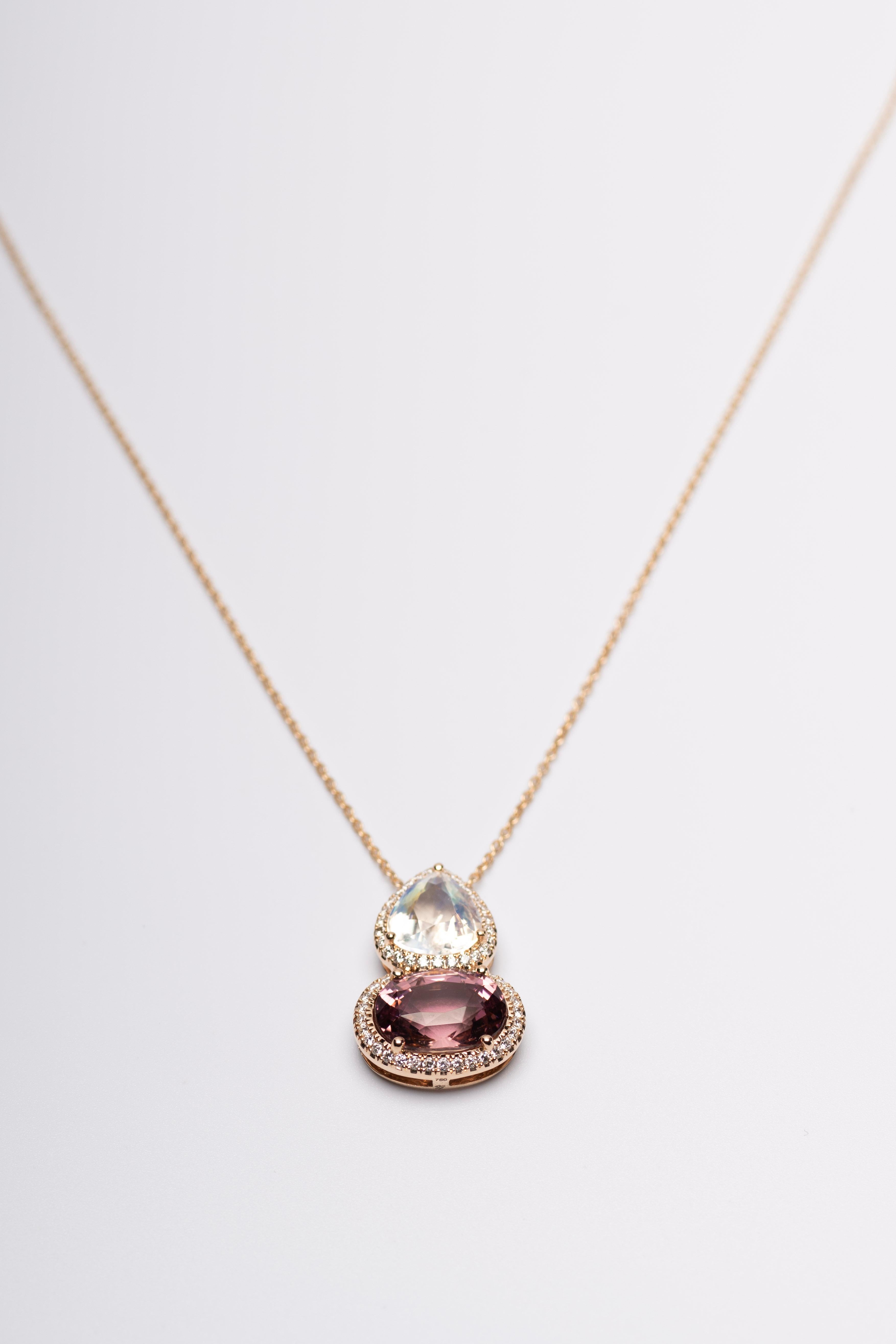 da uomo o donna Collana con ciondolo in tormalina rosa e pietra di luna con diamanti in oro 18 carati in vendita