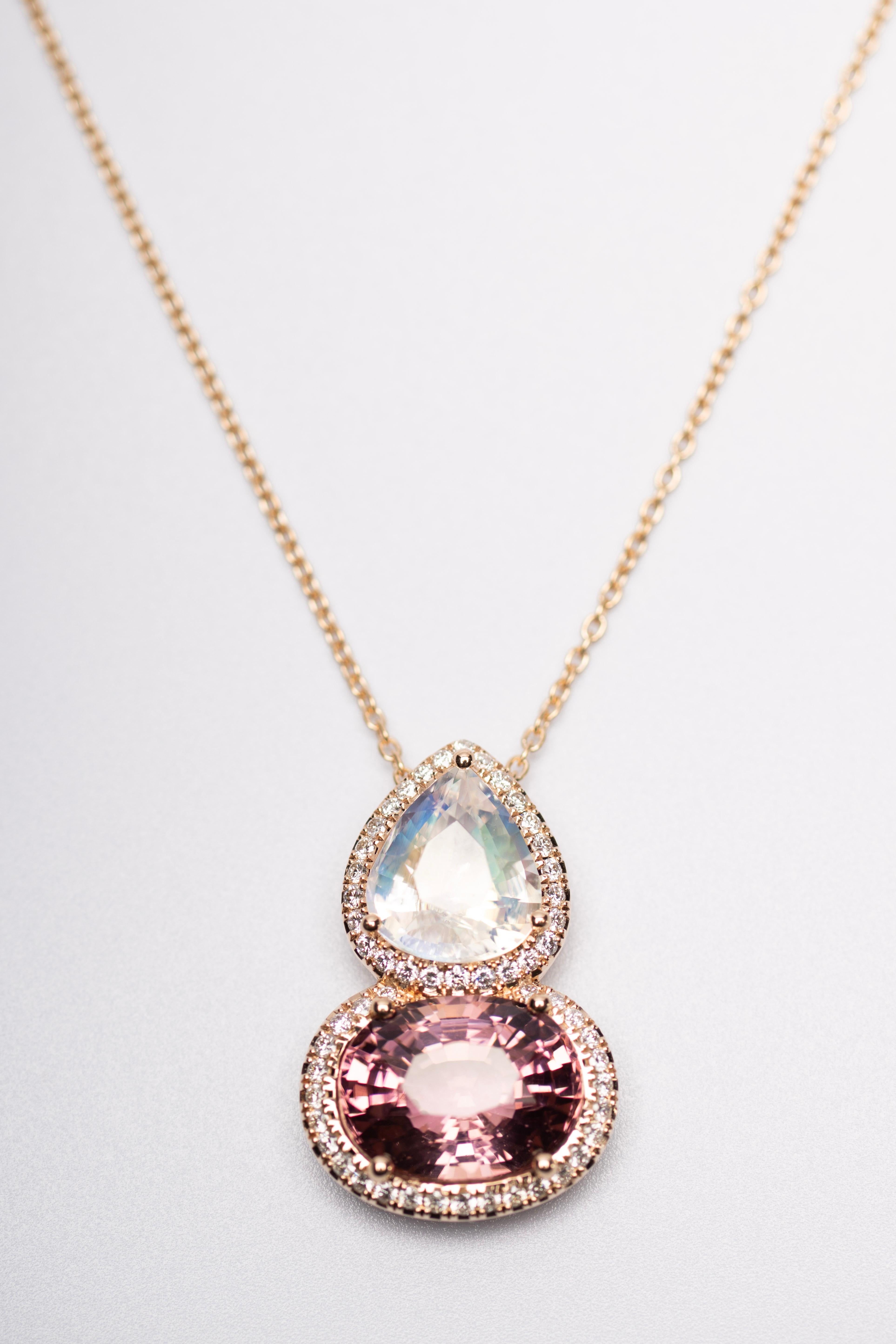 Collana con ciondolo in tormalina rosa e pietra di luna con diamanti in oro 18 carati