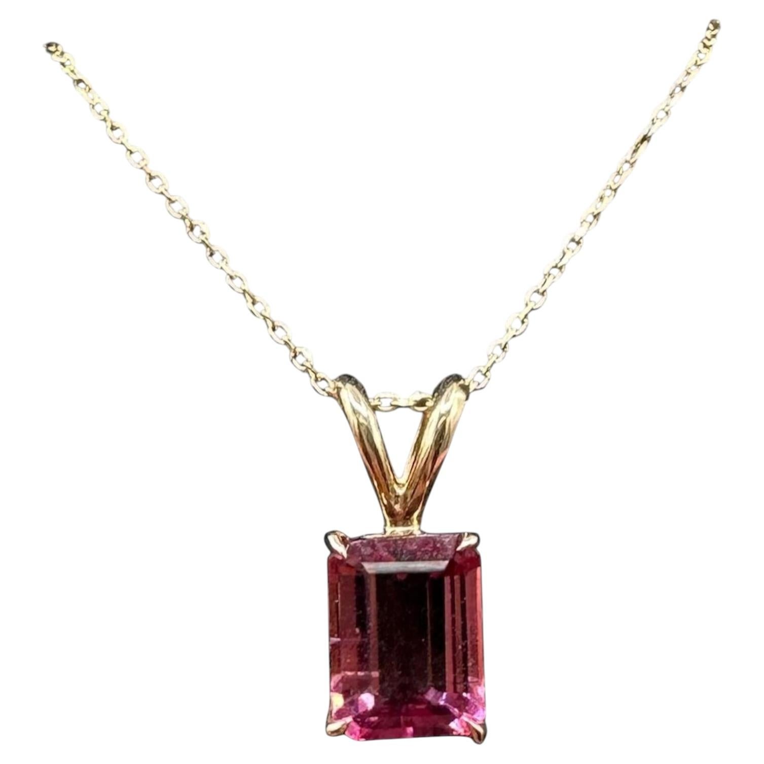 Collier en tourmaline rose, or jaune 14 carats, 1,4 carat au total, 45 cm, neuf