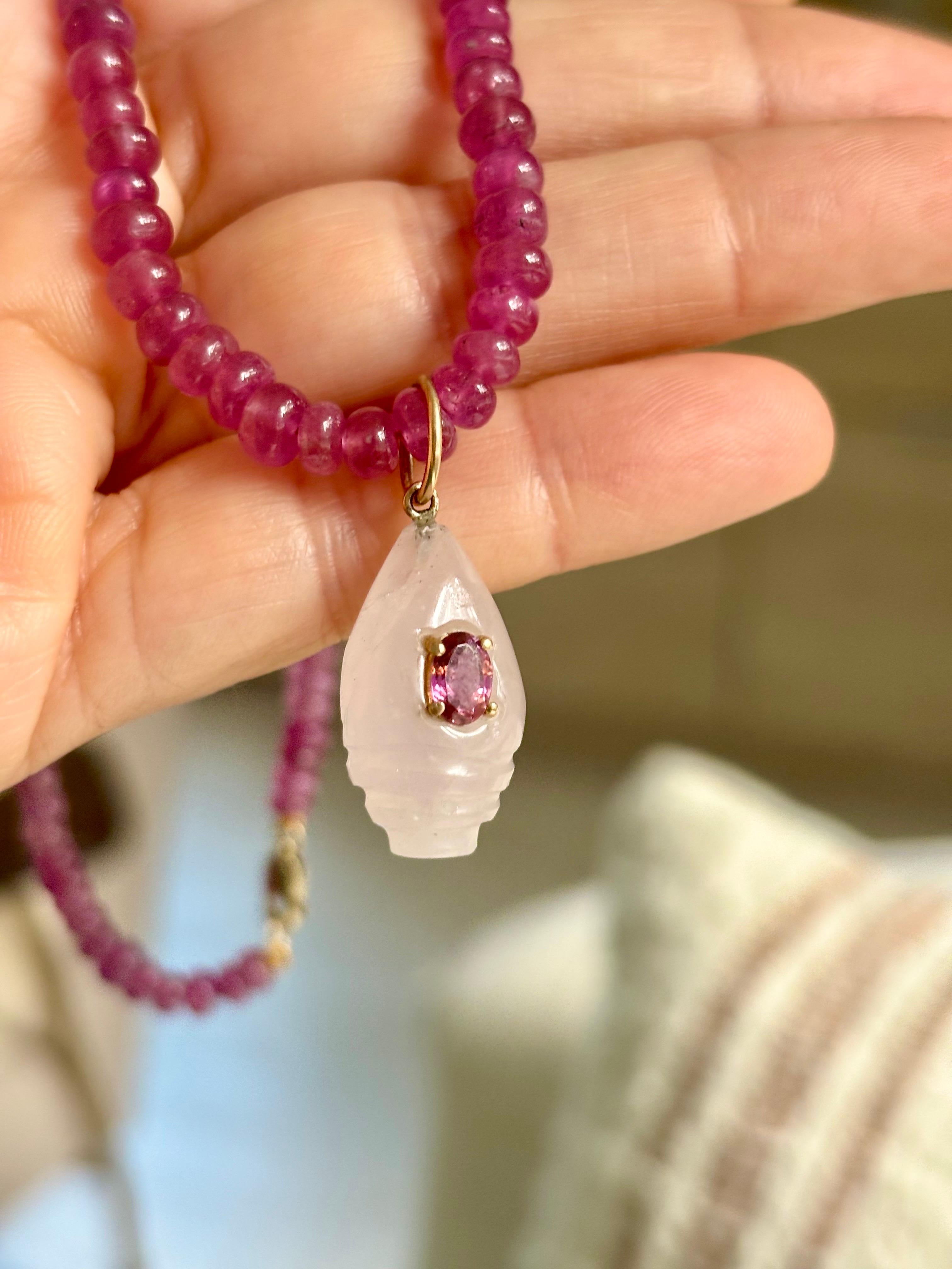 Collier et pendentif en or 14k avec tourmaline rose de 7x4mm Neuf - En vente à New York, NY