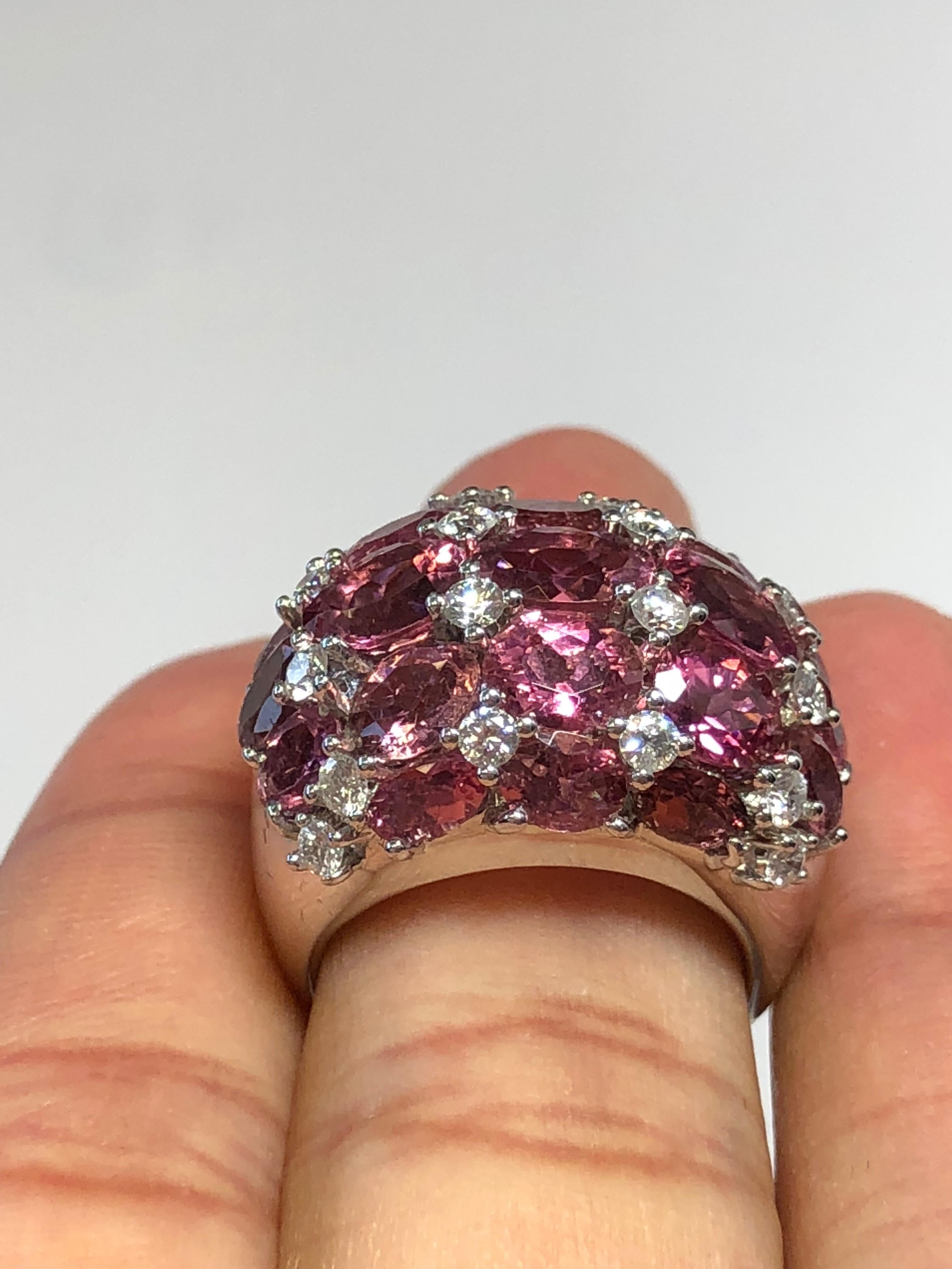 Pink Tourmaline Oval and White Diamond Round Cocktail Ring in 18 Karat Gold In New Condition In Los Angeles, CA