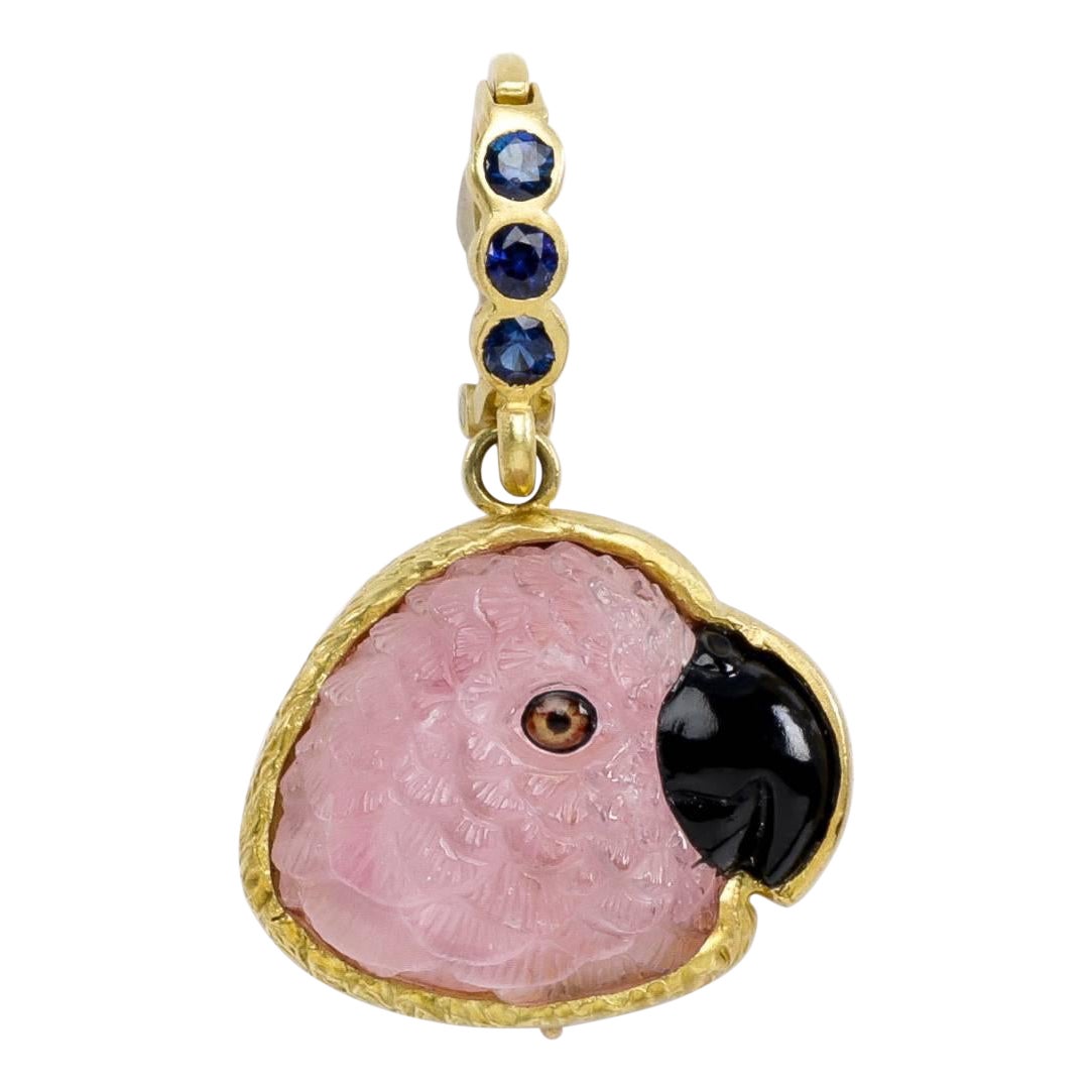 Pendentif tête de perroquet en tourmaline rose en vente