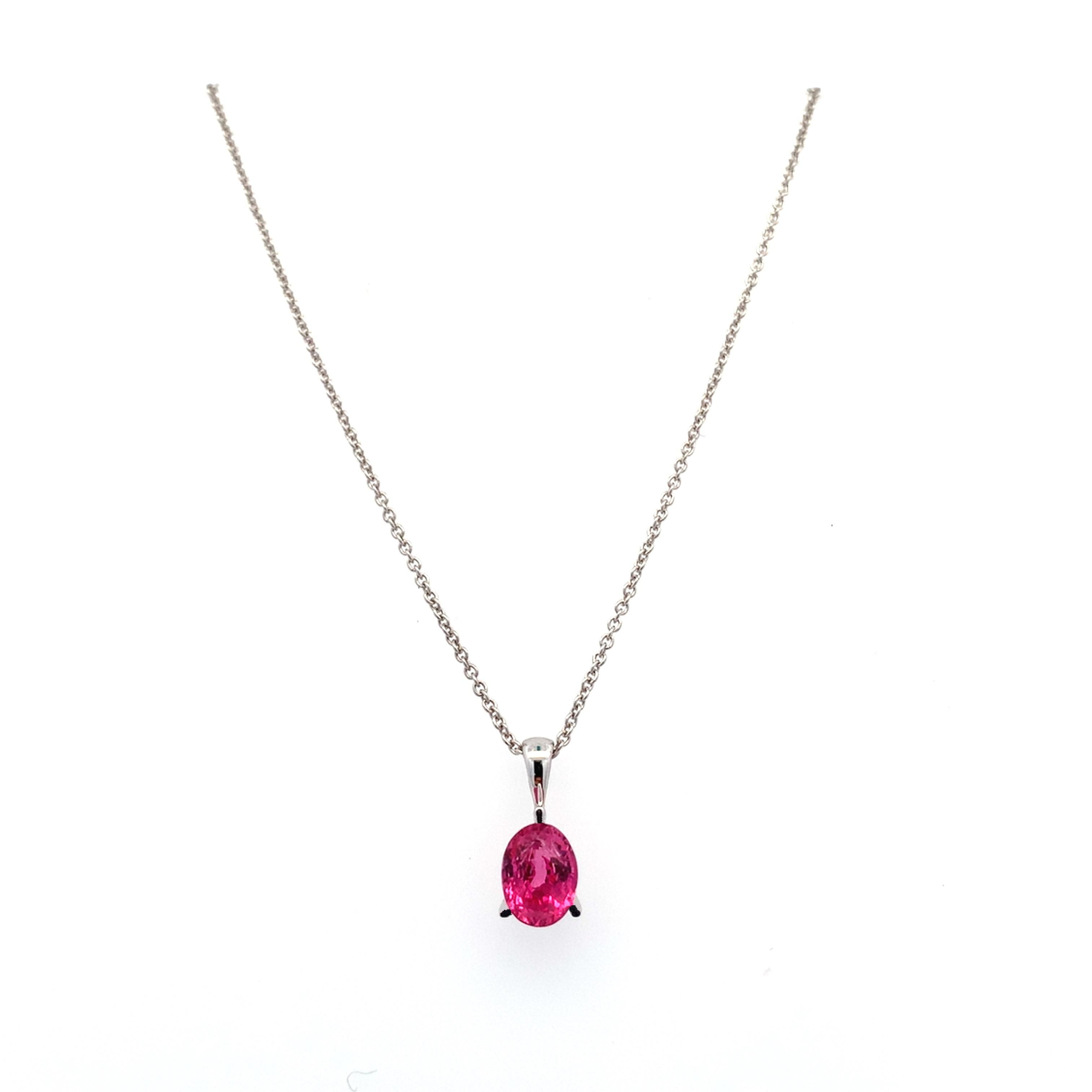 Oval Cut Pink tourmaline pendant necklace 18k white gold For Sale