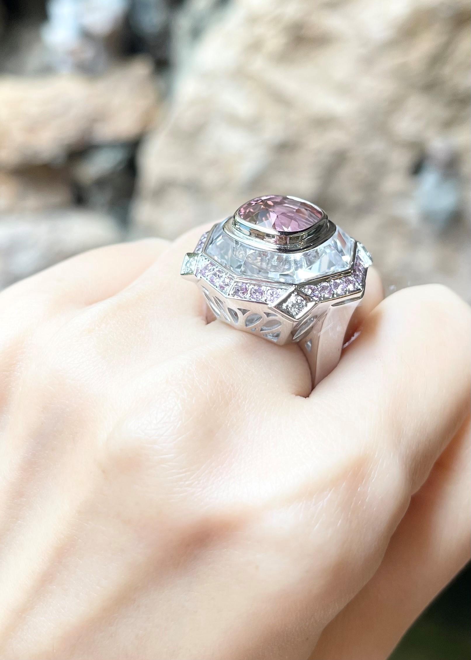Pink Tourmaline, Pink Sapphire, White Topaz and Diamond Ring in 18K White Gold In New Condition For Sale In Bangkok, TH