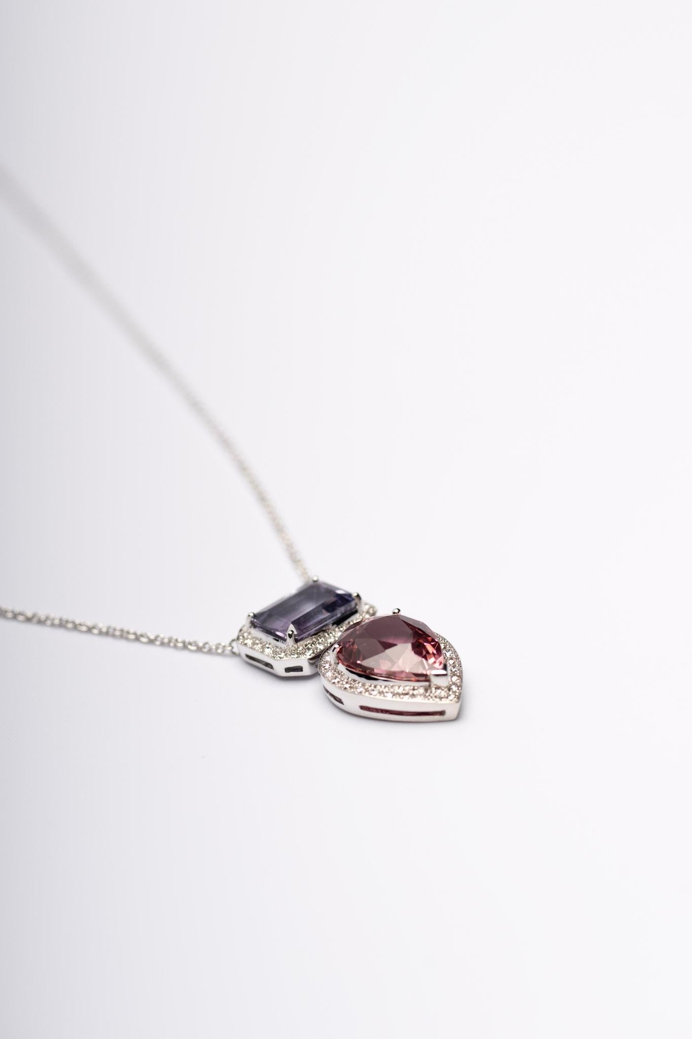 da uomo o donna Ciondolo a goccia con tormalina rosa e spinello viola in oro bianco 18 carati con diamanti in vendita
