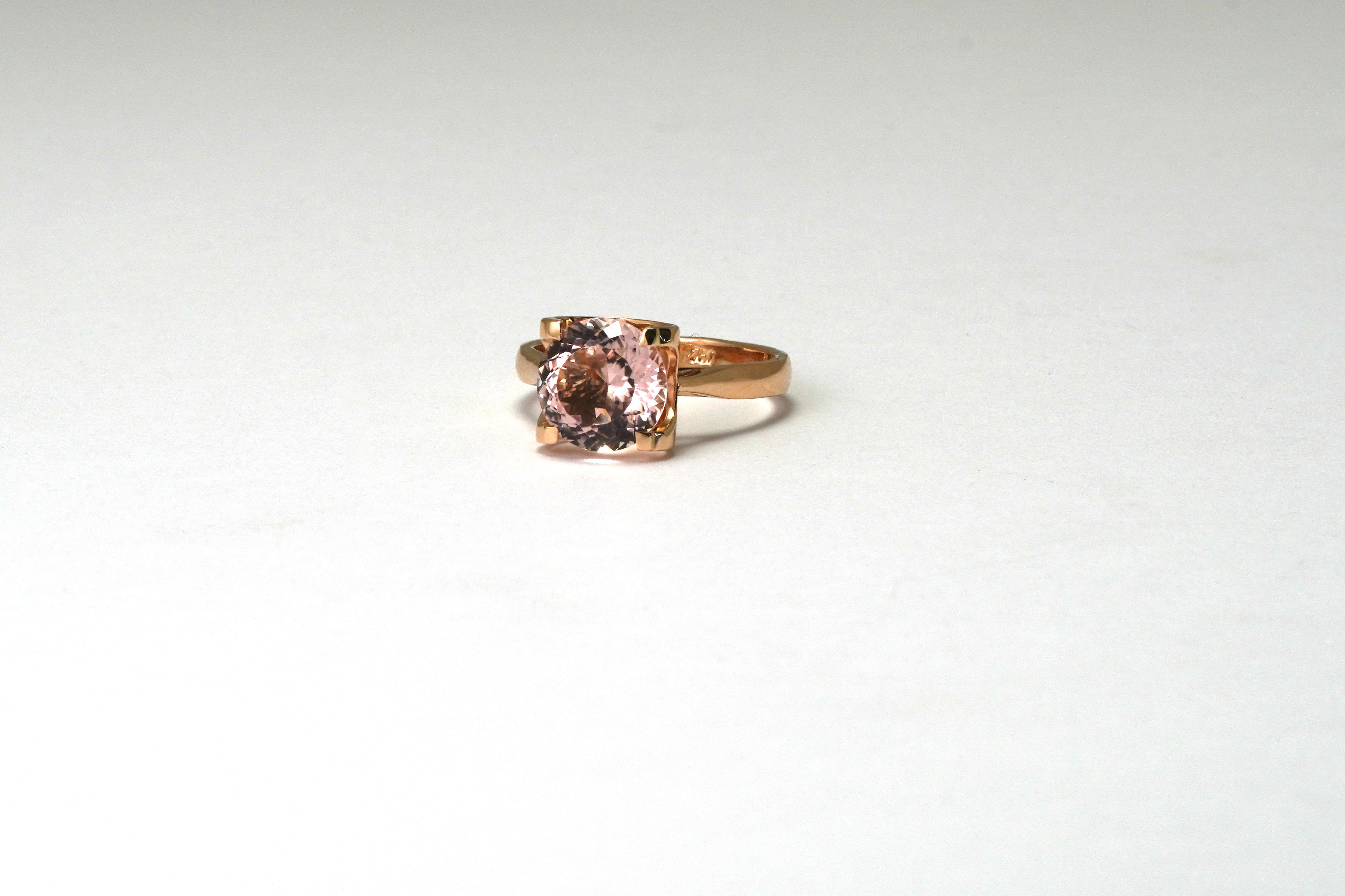 Pink Tourmaline ring 18k For Sale 1