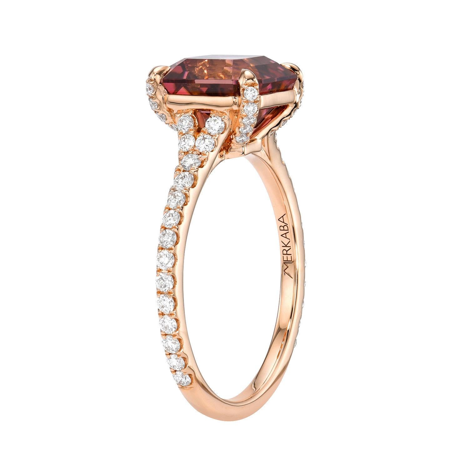Splendid 3.11 carat Pink Tourmaline square emerald-cut, 18K rose gold ring, decorated with a total of 0.43 carat round brilliant diamonds.
Ring size 6.5. Resizing is complementary upon request.
Returns are accepted and paid by us within 7 days of