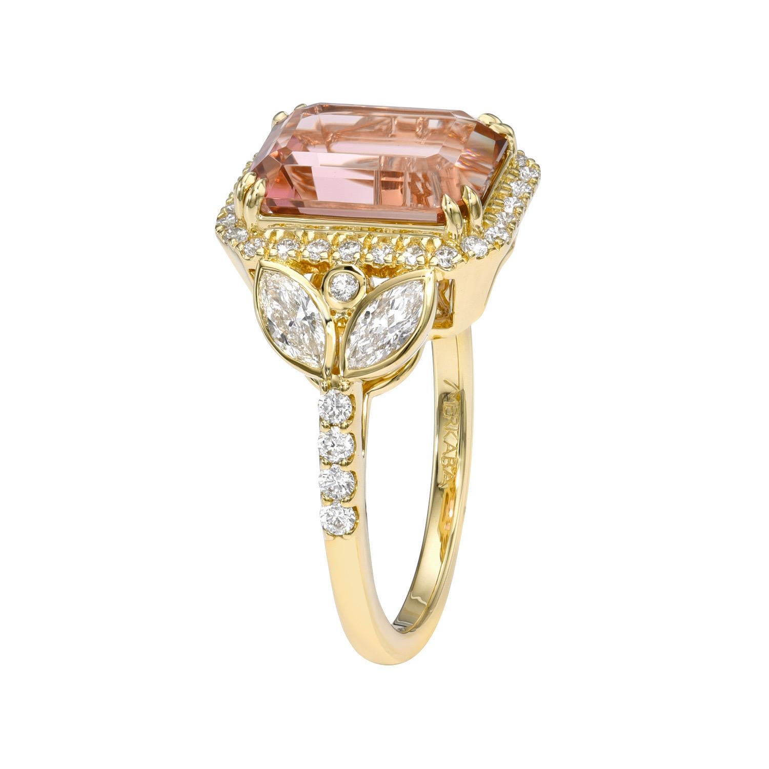 Splendid 4.68 carat Pink Tourmaline Emerald Cut, 18K yellow gold ring, decorated with a total of 0.52 carat collection Marquise diamonds and 0.38 carat round brilliant diamonds.
Ring size 6.5. Resizing is complementary upon request.
Returns are