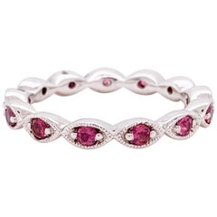 Rosa Rosa Turmalin Ring, Ewigkeitsring, Weißgold, stapelbar, rosa Ehering