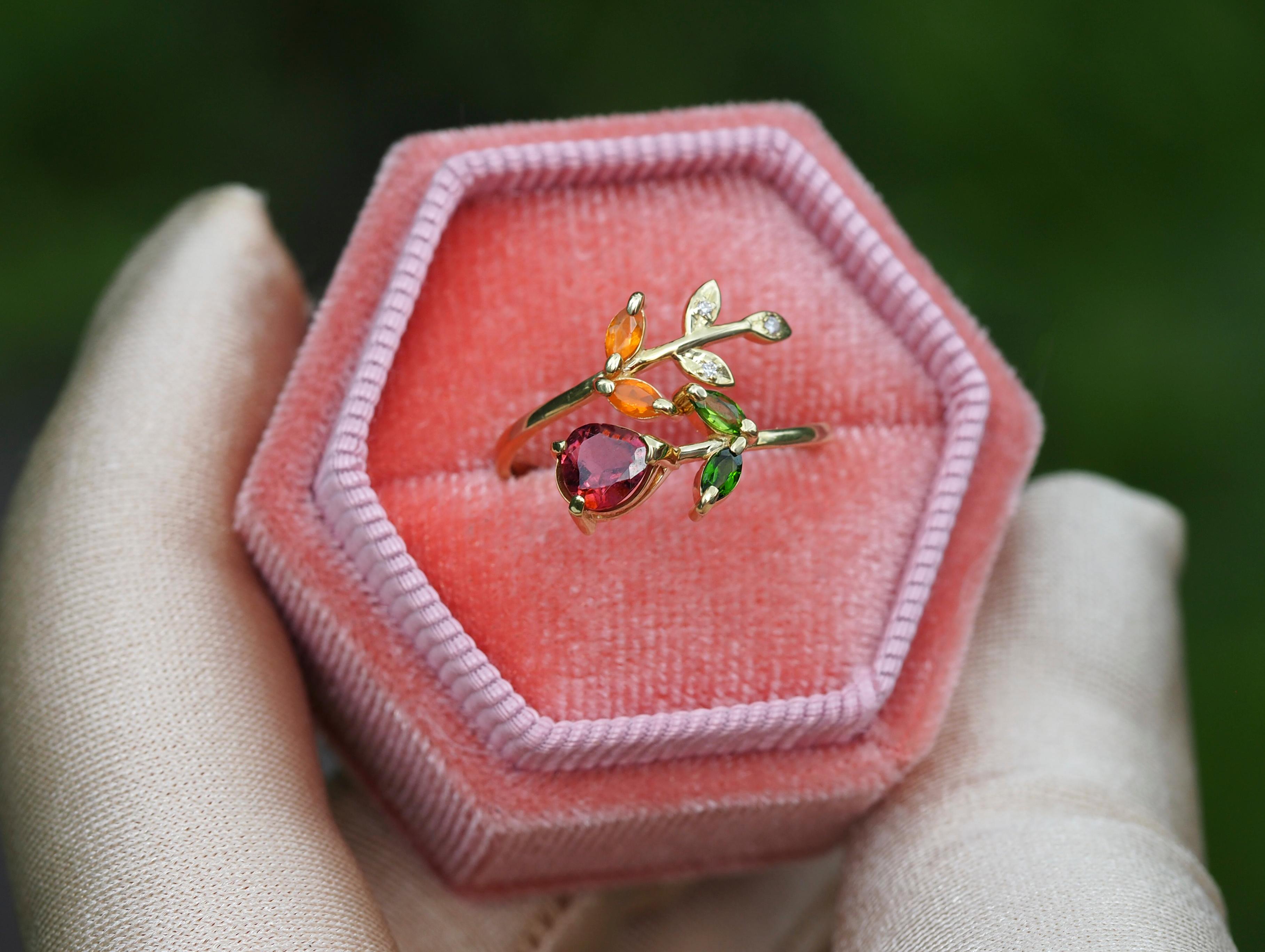 En vente :  Bague en tourmaline rose en or 14 carats, ornée d'une fleur 11