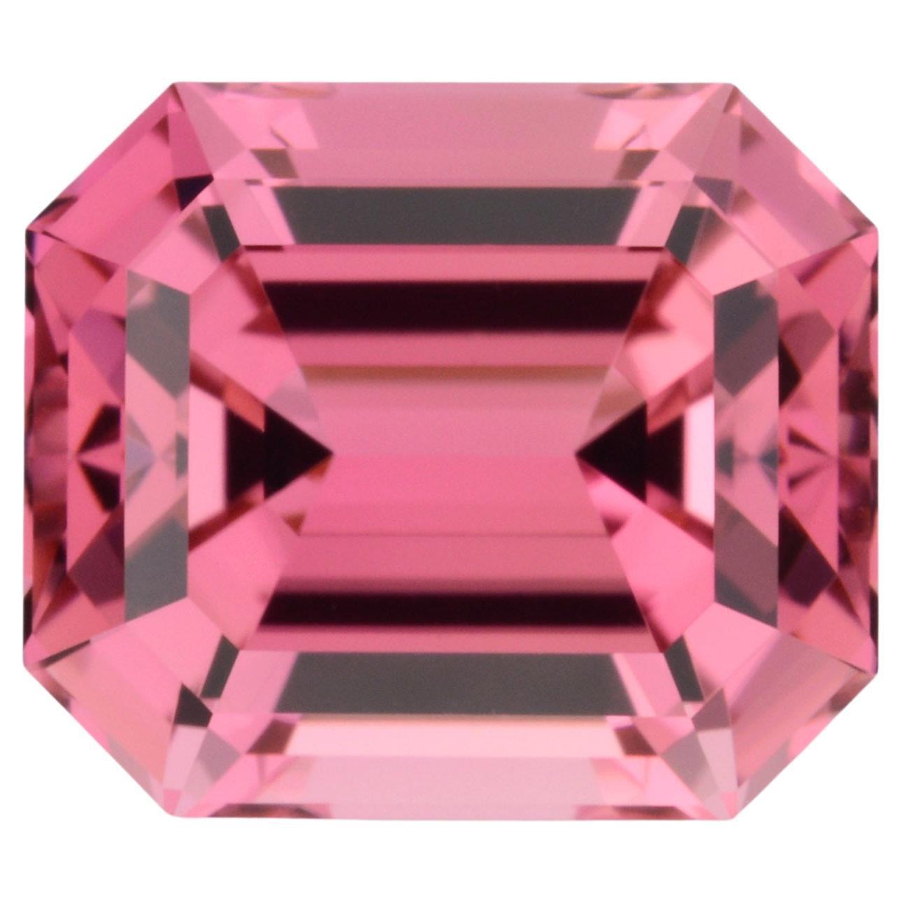 Bague en tourmaline rose de 4,15 carats, pierre précieuse non montée taille émeraude en vente