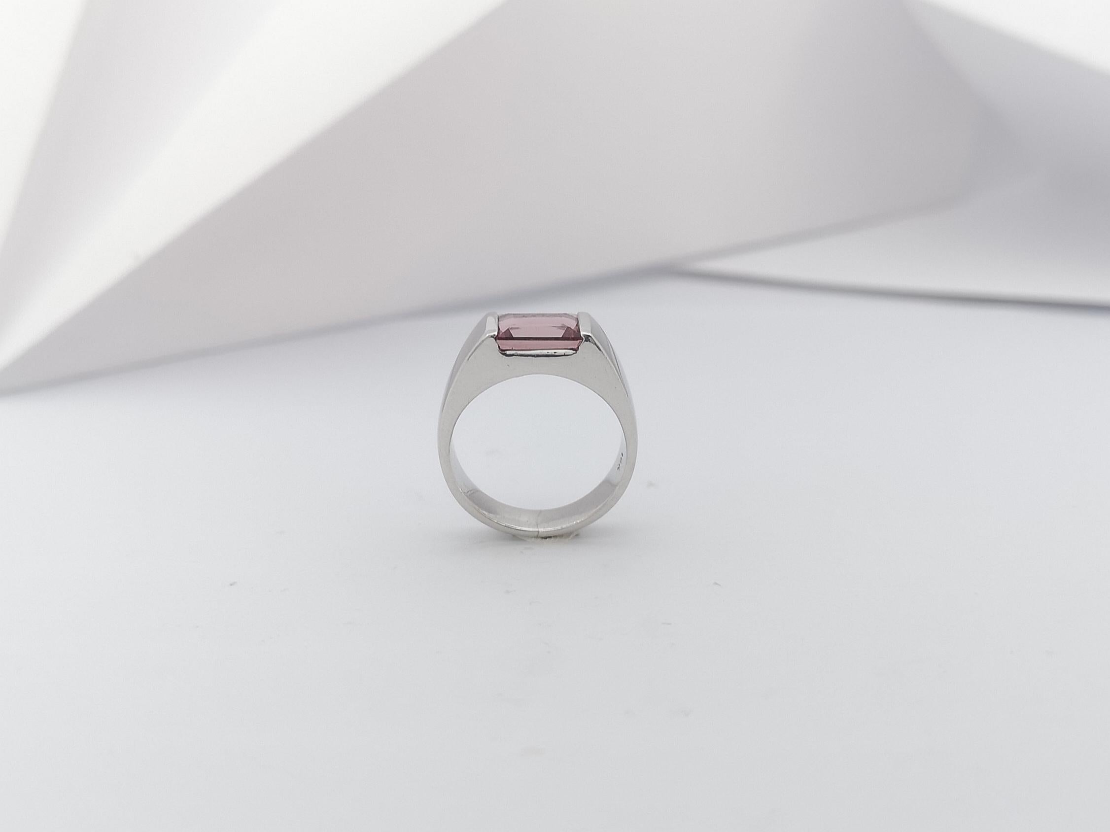 Ring mit rosa Turmalin in 18 Karat Weißgold Fassungen im Angebot 6