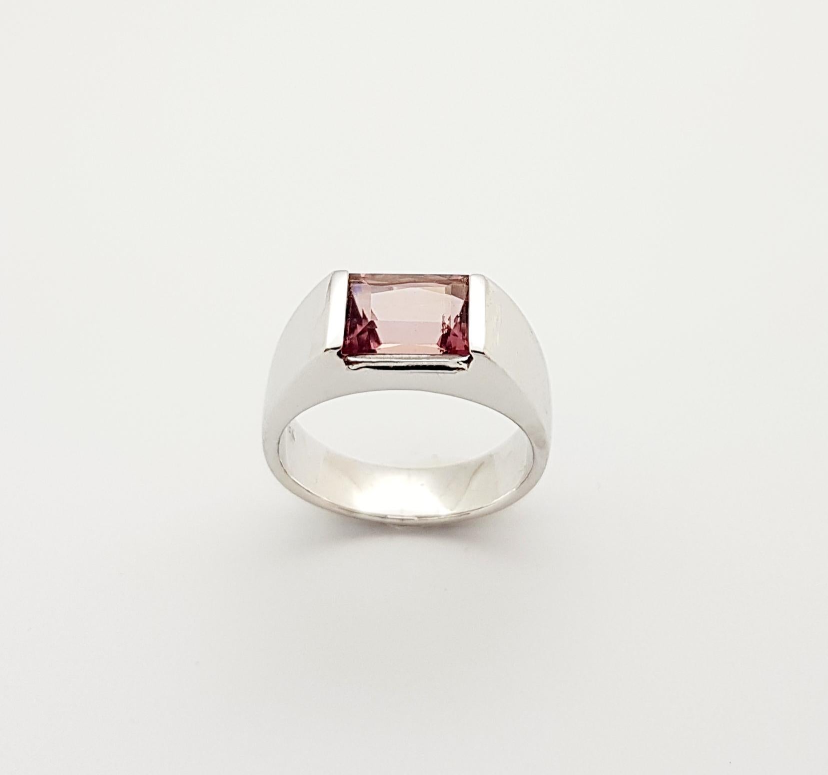 Pink Tourmaline Ring Set in 18 Karat White Gold Settings For Sale 7