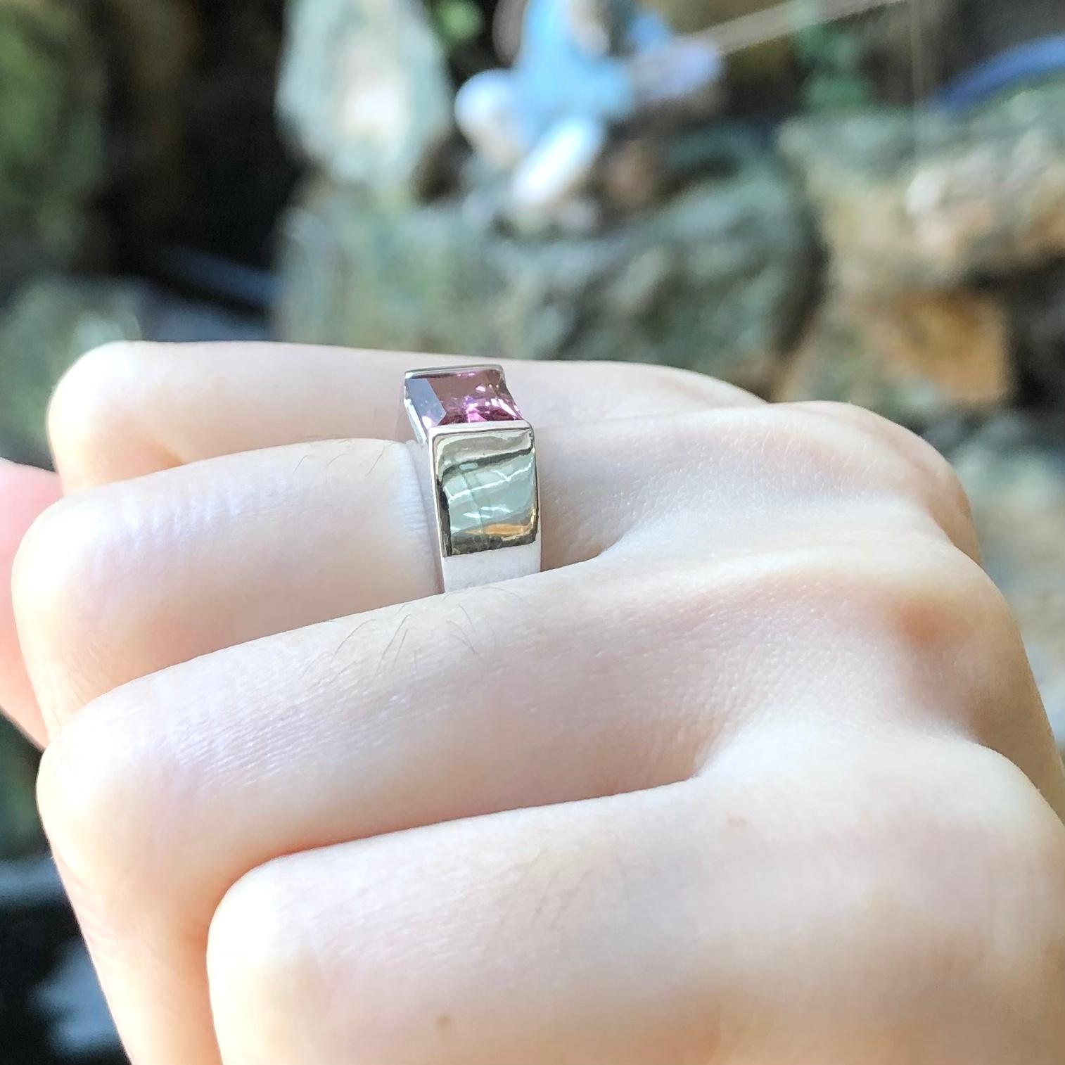 Contemporary Pink Tourmaline Ring Set in 18 Karat White Gold Settings For Sale