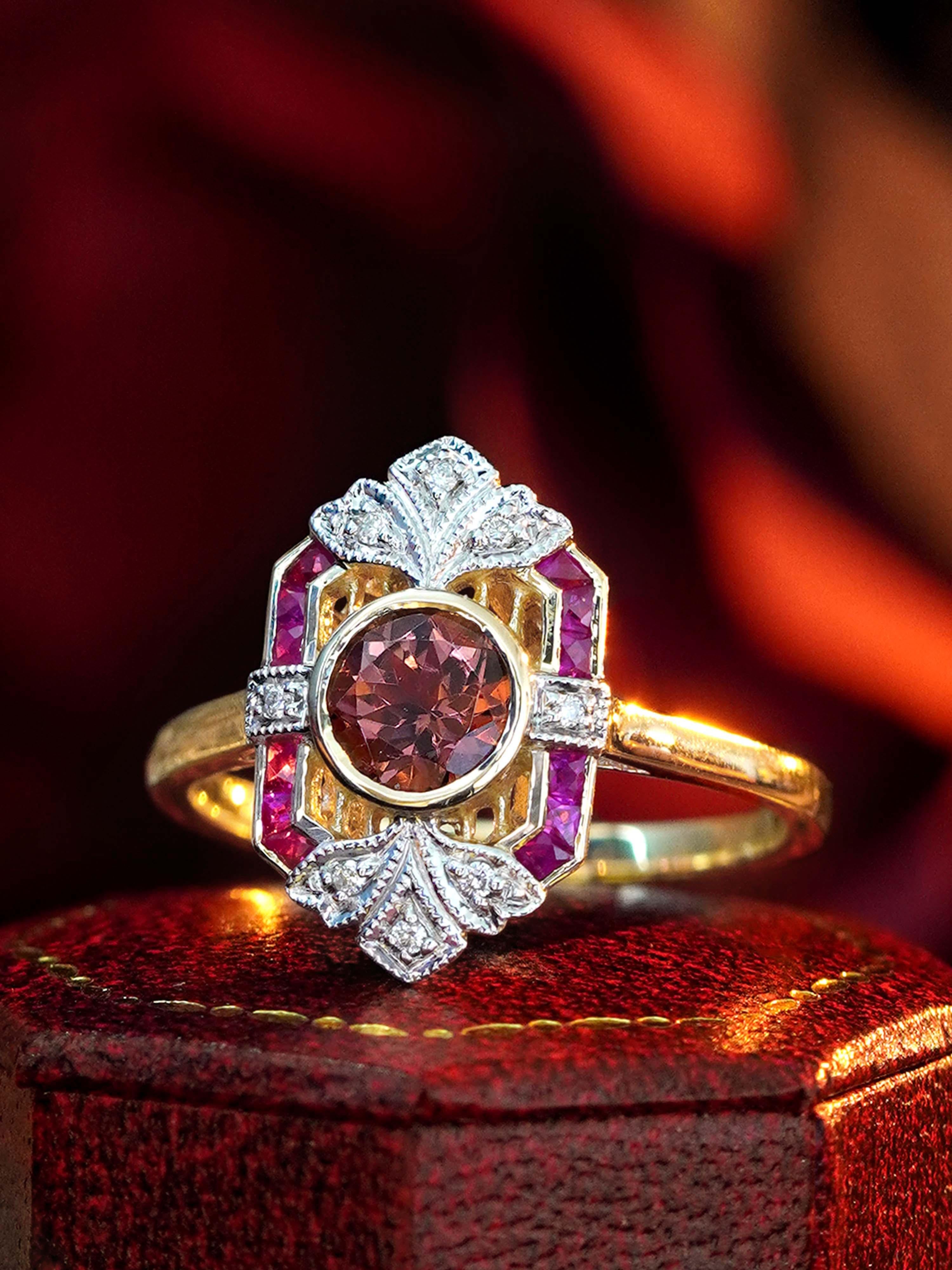 Bague de fiançailles en or jaune 9K avec tourmaline rose, rubis et diamant de style Art Déco Pour femmes en vente