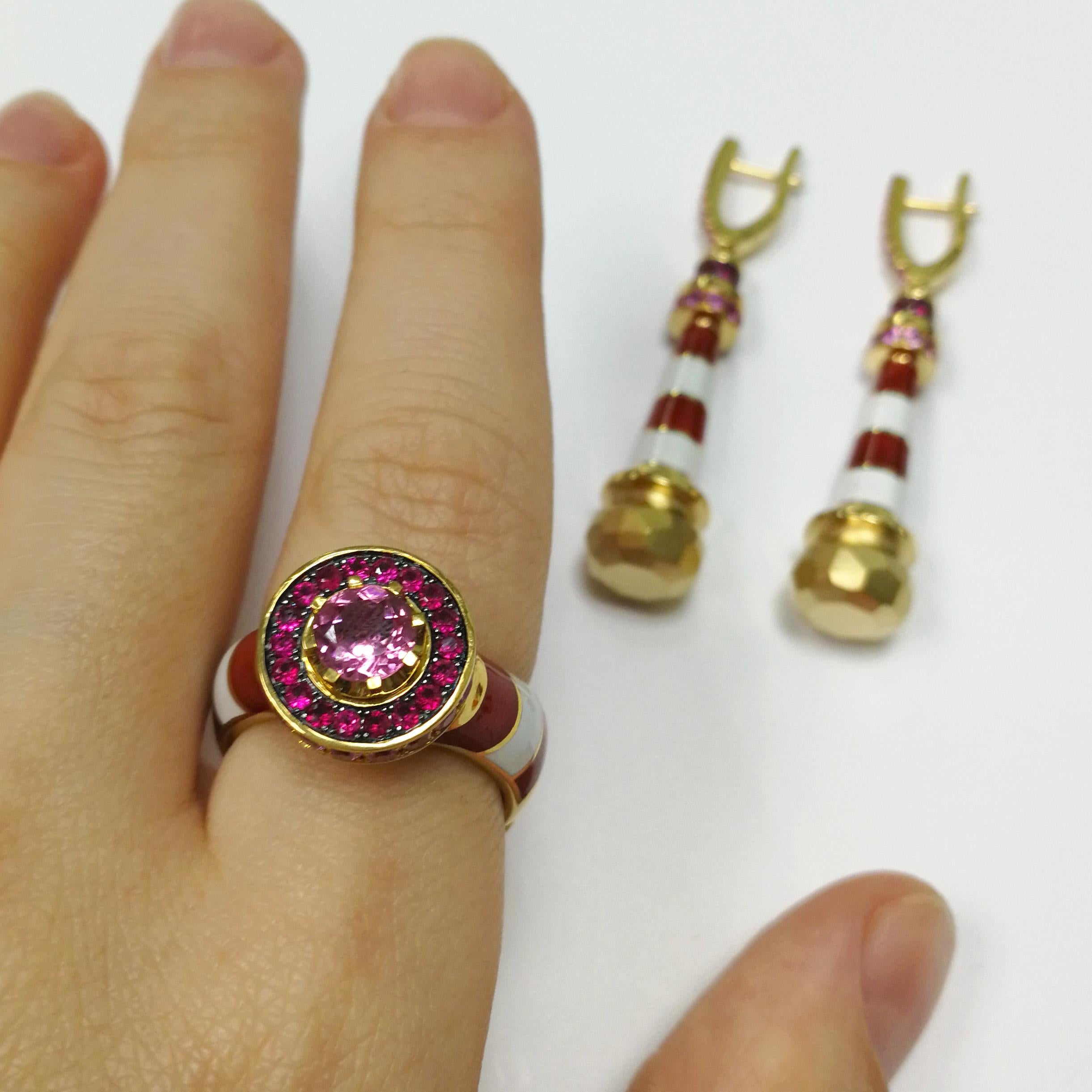 Pink Tourmaline Ruby Sapphire 18 Karat Yellow Gold Lighthouse Ring For Sale 2