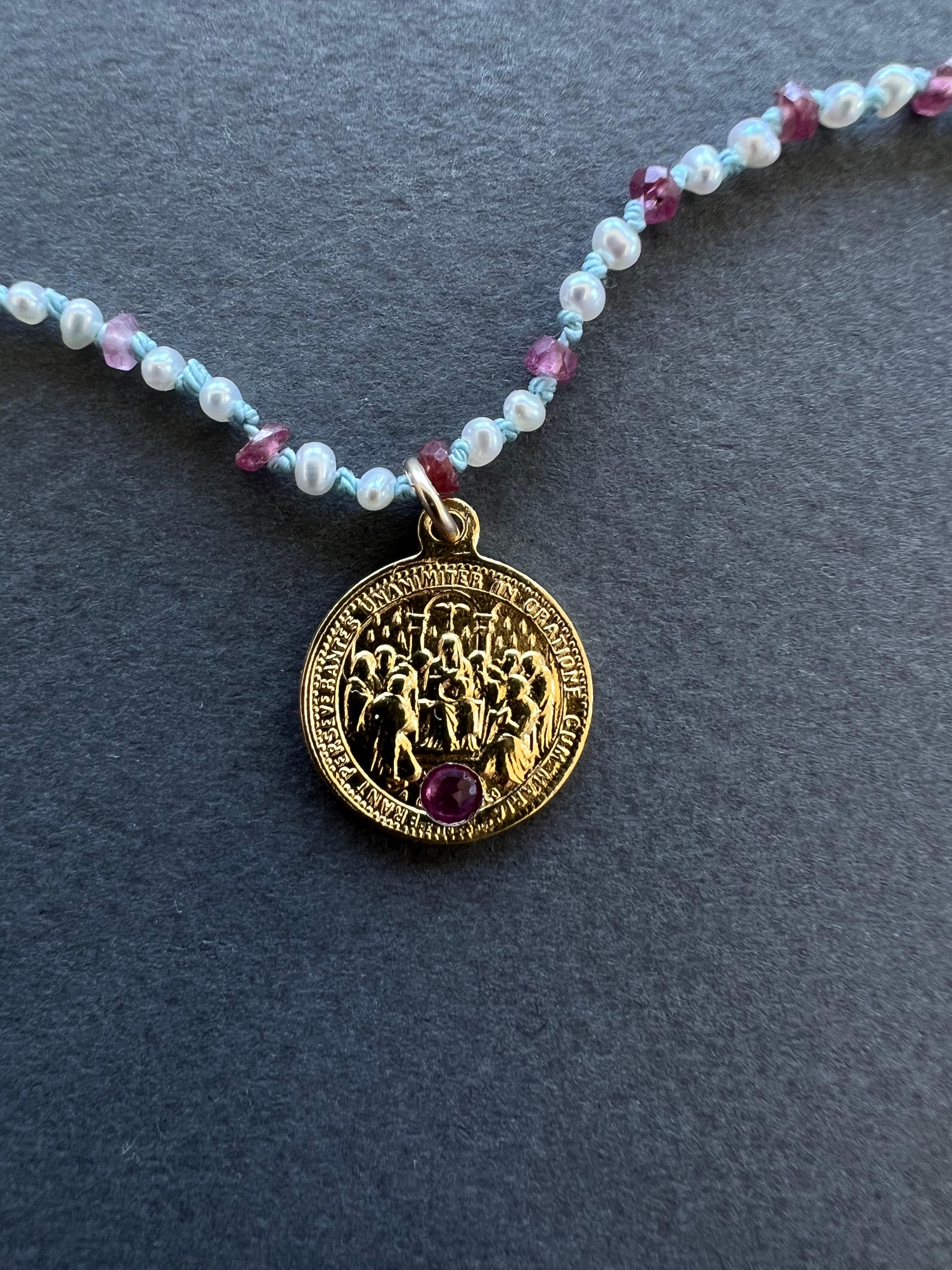 Choker-Halskette mit rosa Turmalin, Heiligem Herz, weißer Perle, Opal, Rubin, Perlen im Angebot 3