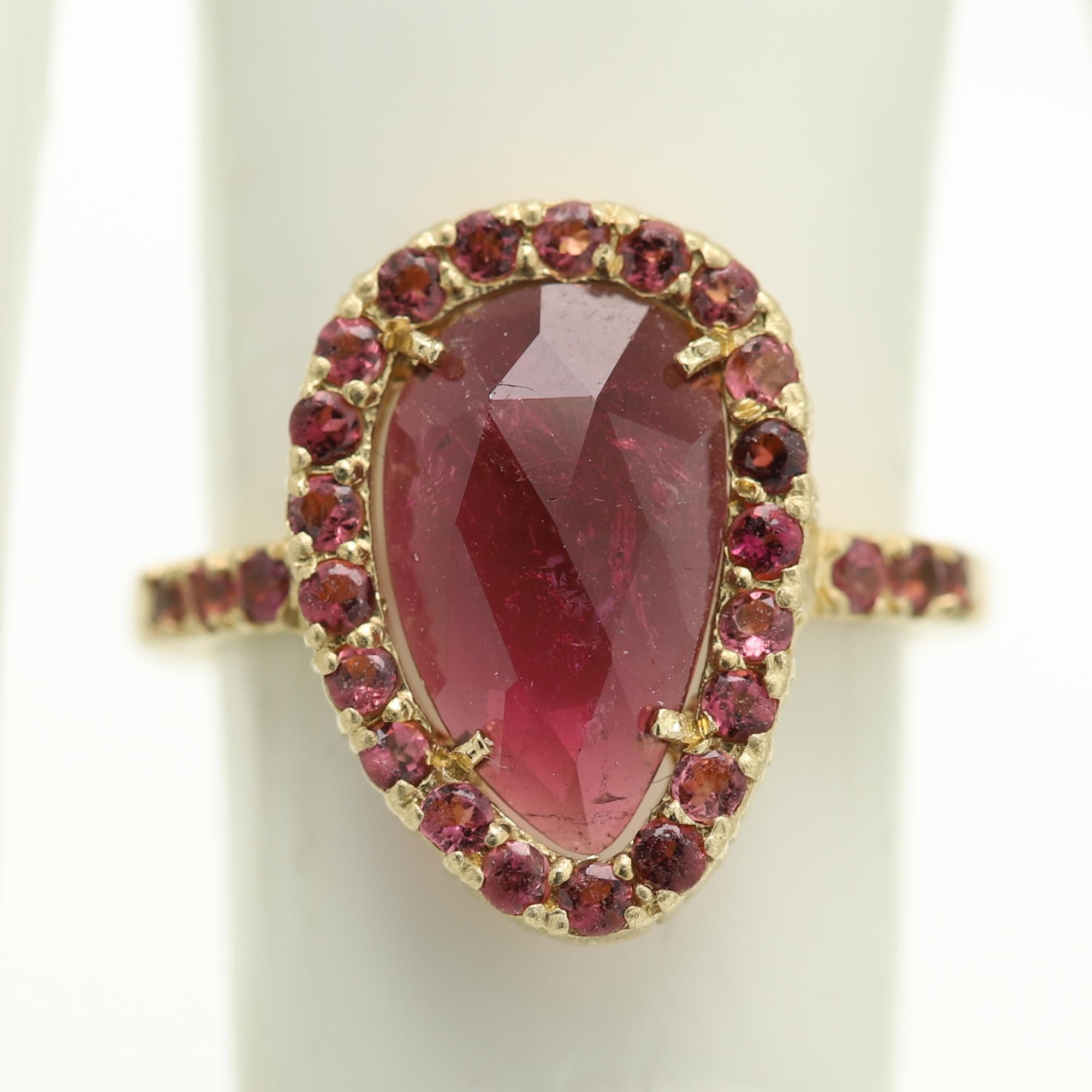 Pink Tourmaline Sliced Gem Ring 14 Karat Gold Vintage Pink Tourmaline Ring For Sale 1